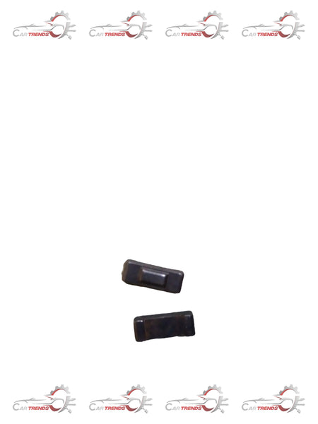 HYUNDAI KEY-SYNCHRONIZER MB50117243, close-up of the black key device with branding and textured surface.