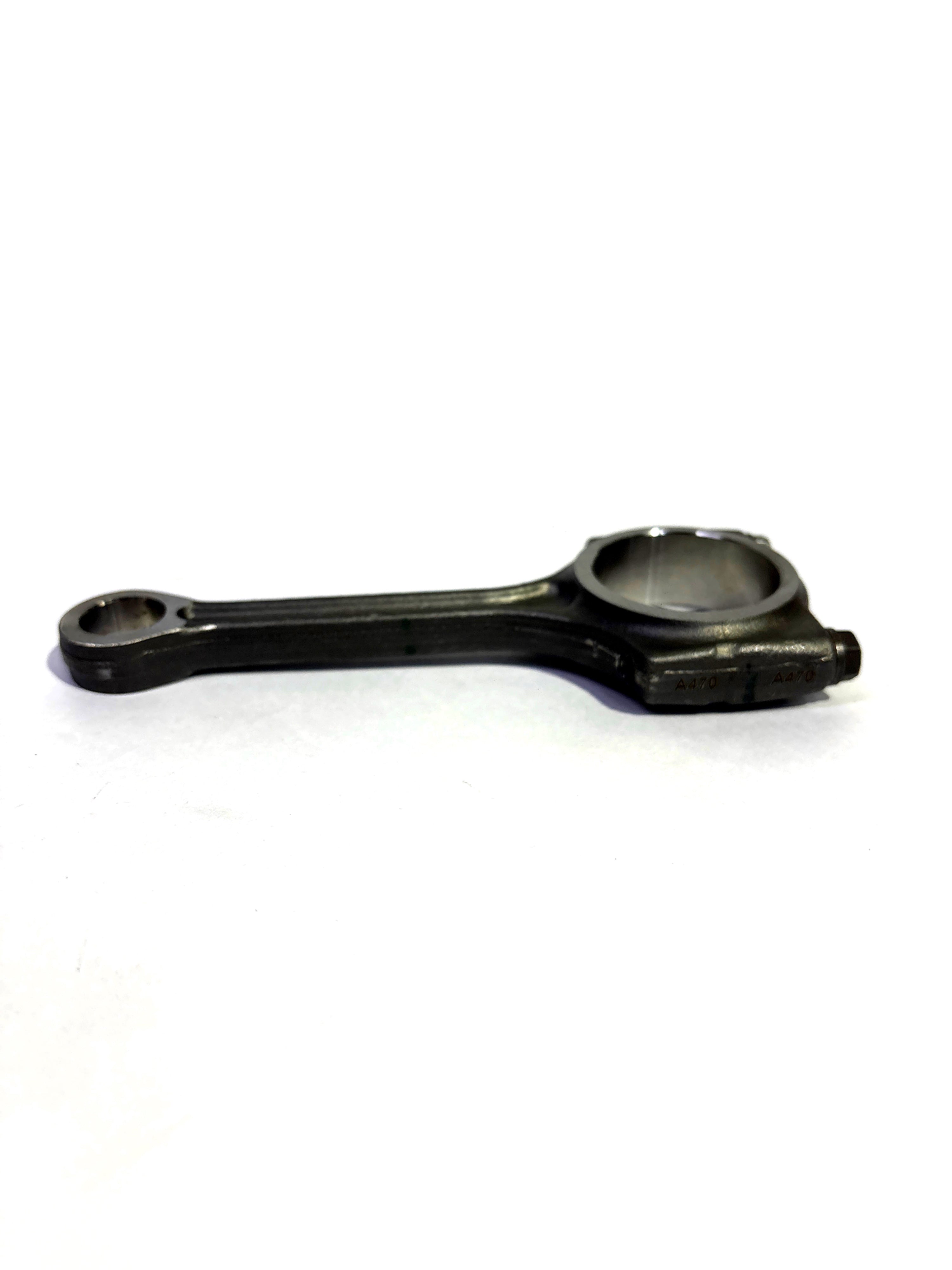 NISSAN 121000260r-connecting-road-kwid 121000260R - Back view