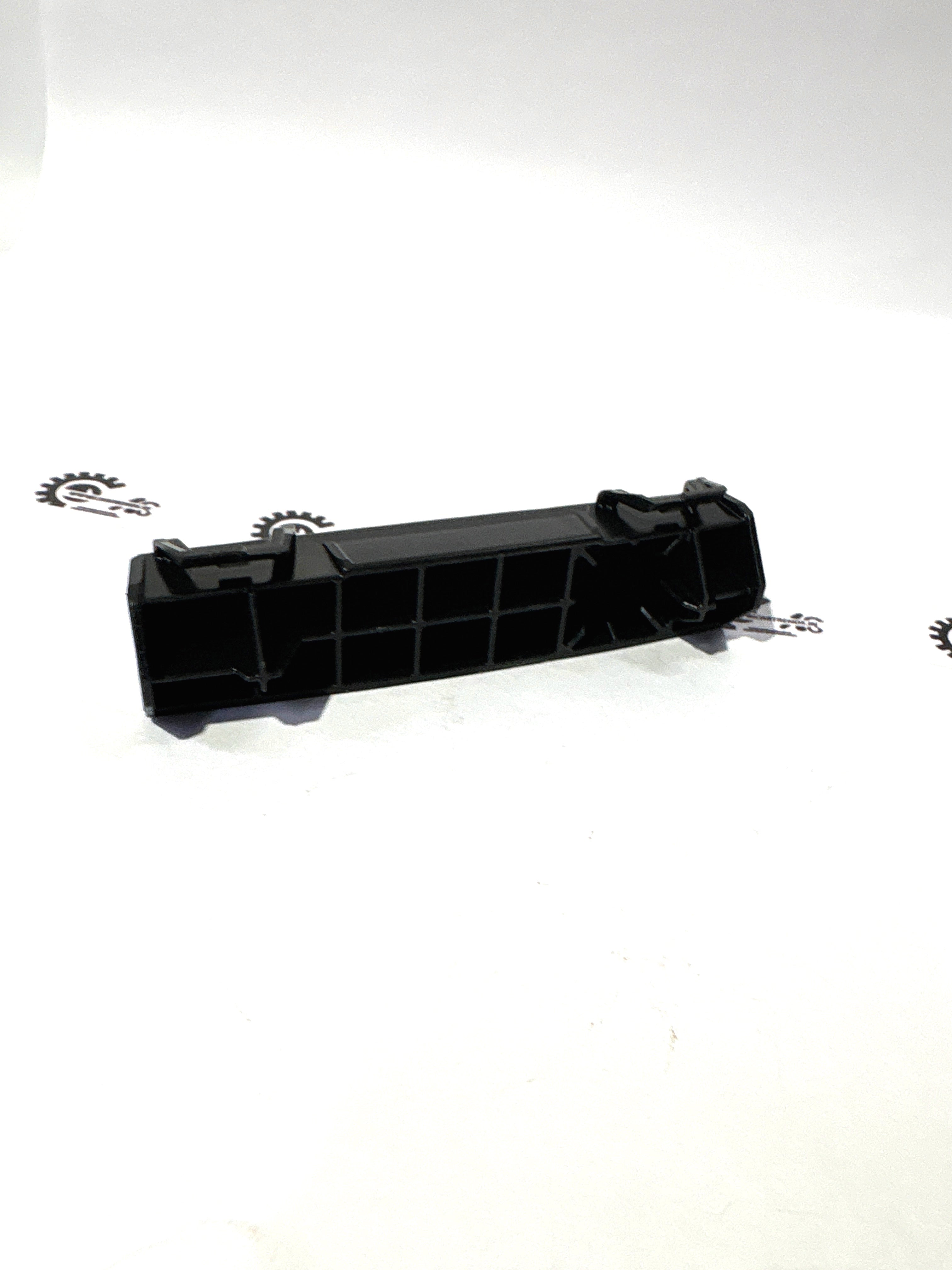 CarTrends BRACKET R.RR BUMPER SIDE CIVIC 10TH GEN 71505TBAA00 71505TBAA00 - Back view