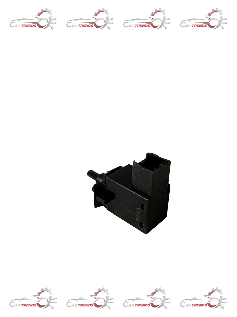 CarTrends J96628564  Clutch Pedal Switch Optra J96628564 - Back view