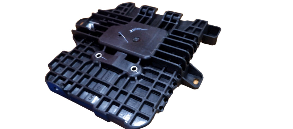 Maruti Suzuki Tray Battery 72521M64M01 showing a compact car battery with labeled terminals and brand markings