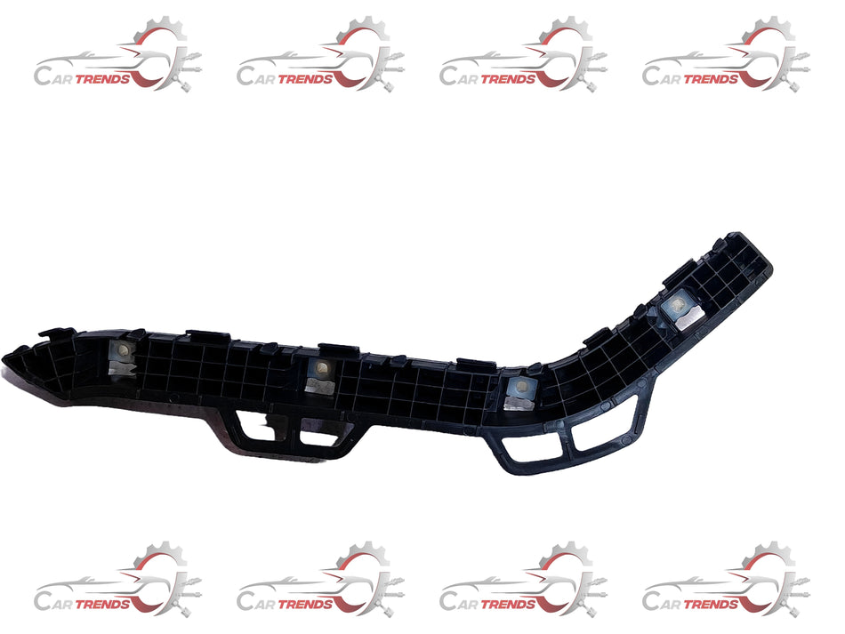 Hyundai BRACKET-RR bumper side mount left shown in the image, part number 86613B4700, for vehicle rear bumper support.