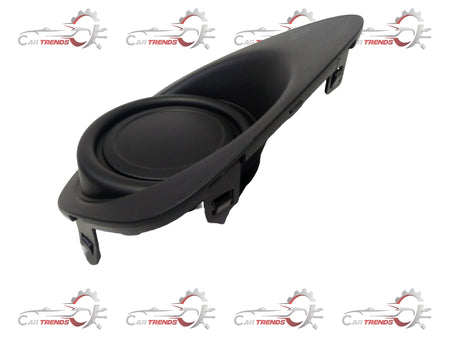 Front right fog lamp bezel for Maruti Wagon R, CarTrends brand, visible in the image showing the bezel’s shape and mounting details.