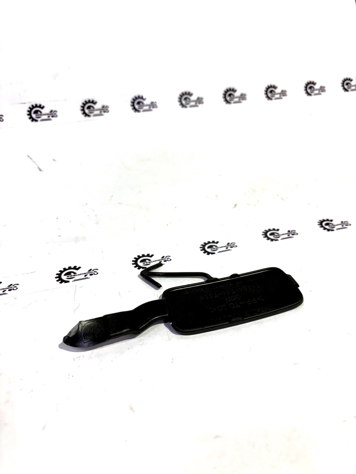HONDA COVER.FR TOWING HOOK 71106T00T50ZA 71106T00T50ZA - Back view