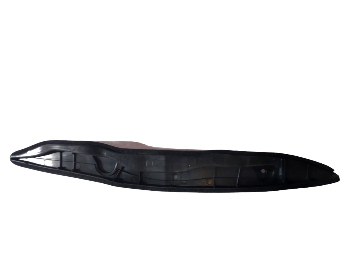 CarTrends J94571377    Fender Insulator Beat Right Side J94571377 - Back view