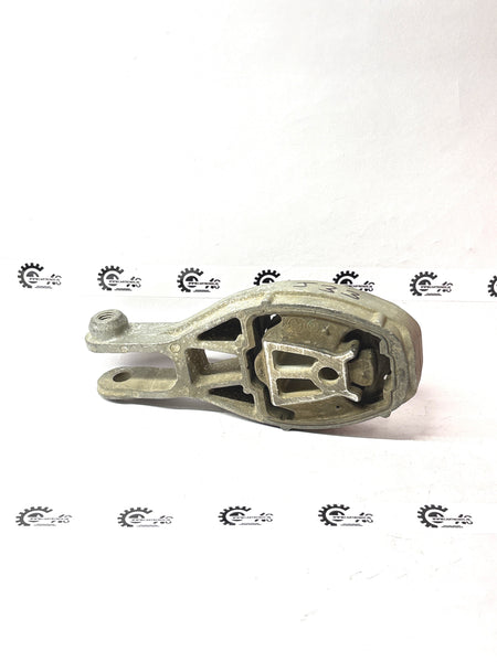 GENERAL MOTORS REAR  ENGINE MOUNTING SAIL  J90767141 J90767141 - Back view