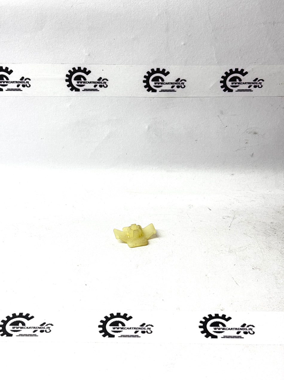 GENERAL MOTORS HOLDER DR GLASS AVEO J96585562 J96585562 - Back view
