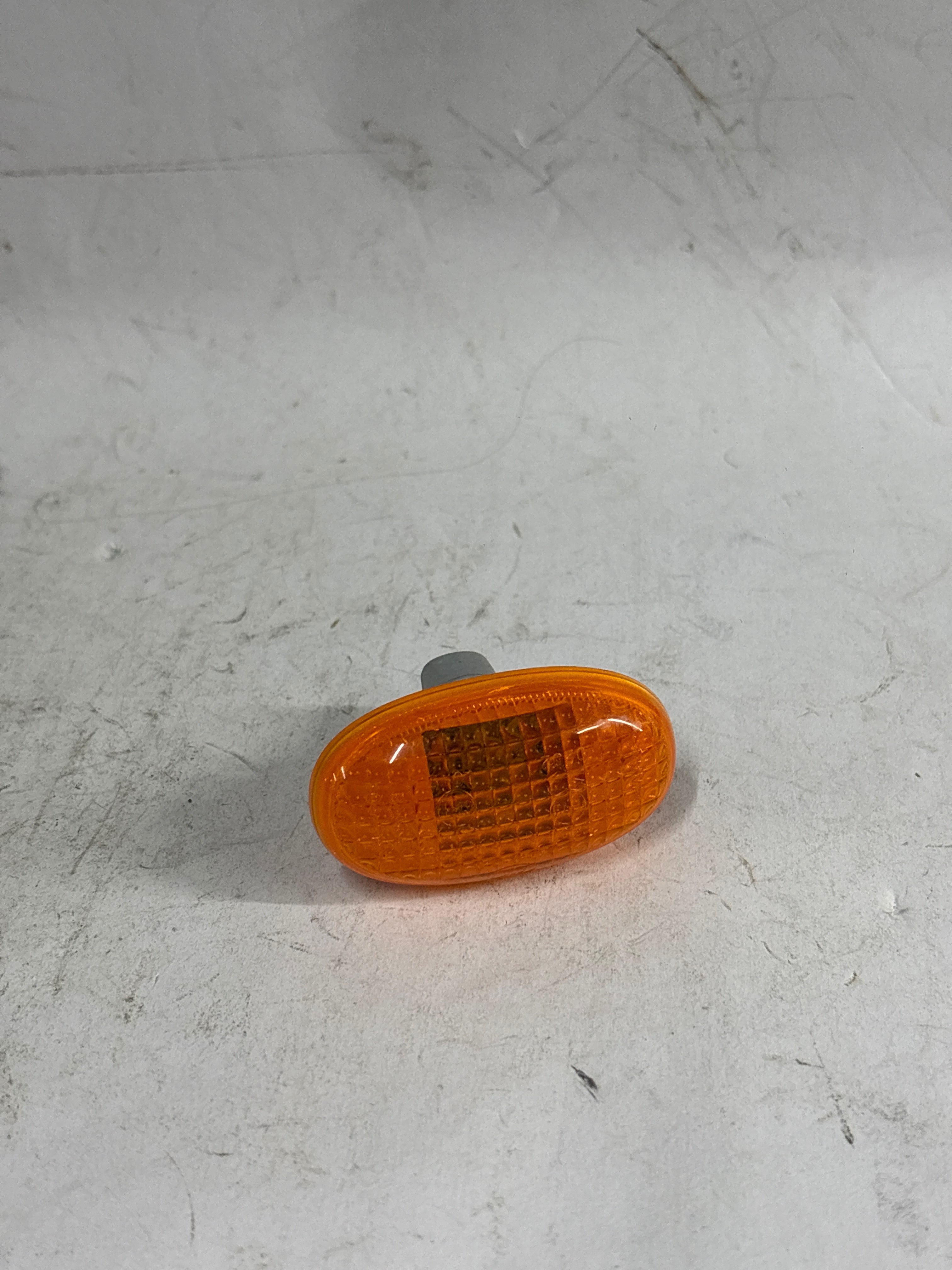 GENERAL MOTORS LAMP FRT SI T SIG SPARK J95226897 J95226897 - Back view