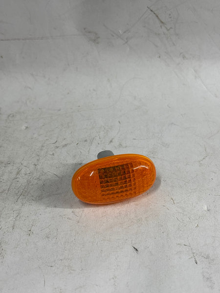GENERAL MOTORS LAMP FRT SI T SIG SPARK J95226897 J95226897 - Back view