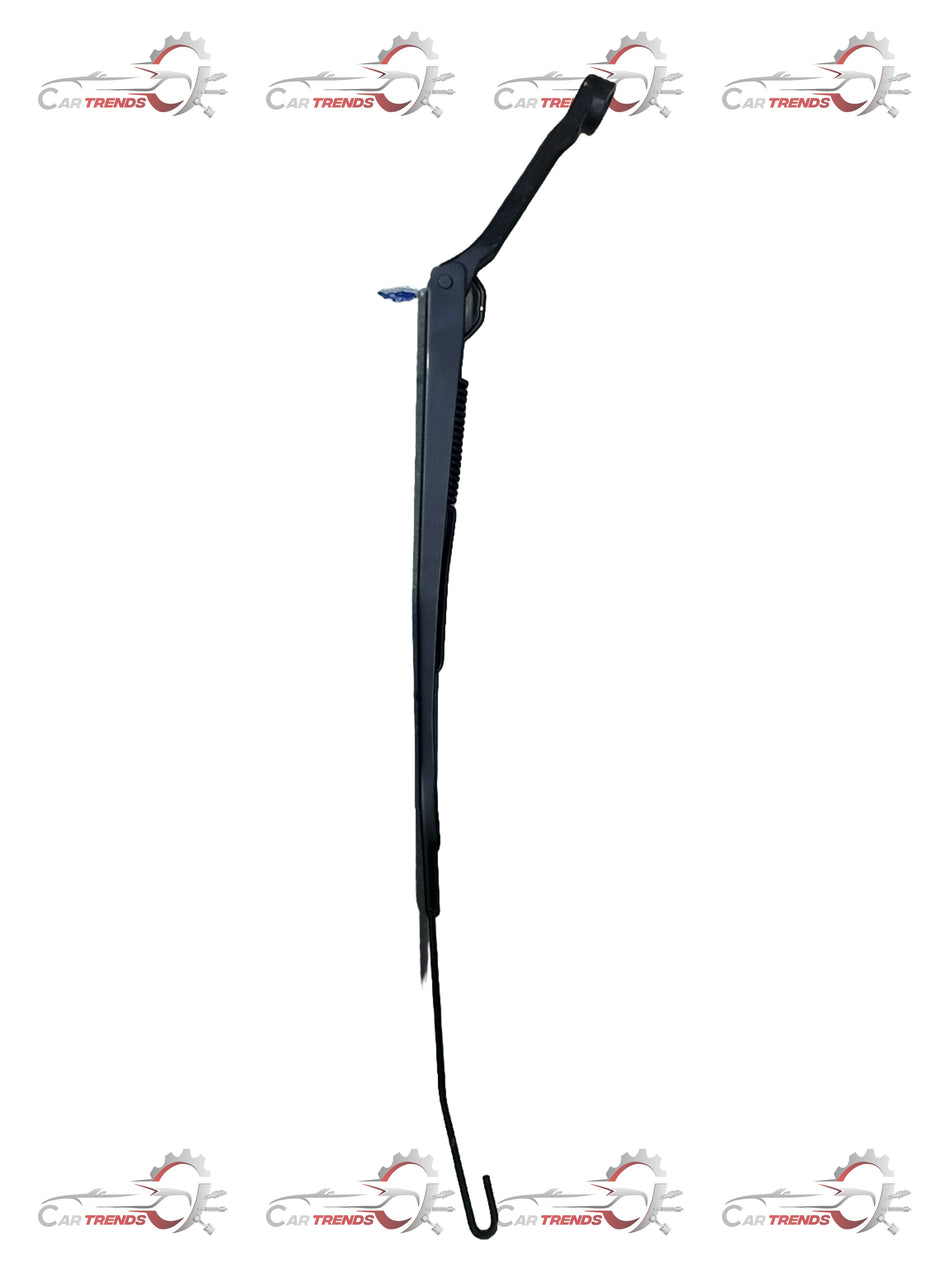 Hyundai Accent right side wiper arm, model 983201A000, showing the black metal wiper arm attached to the vehicle's windshield.