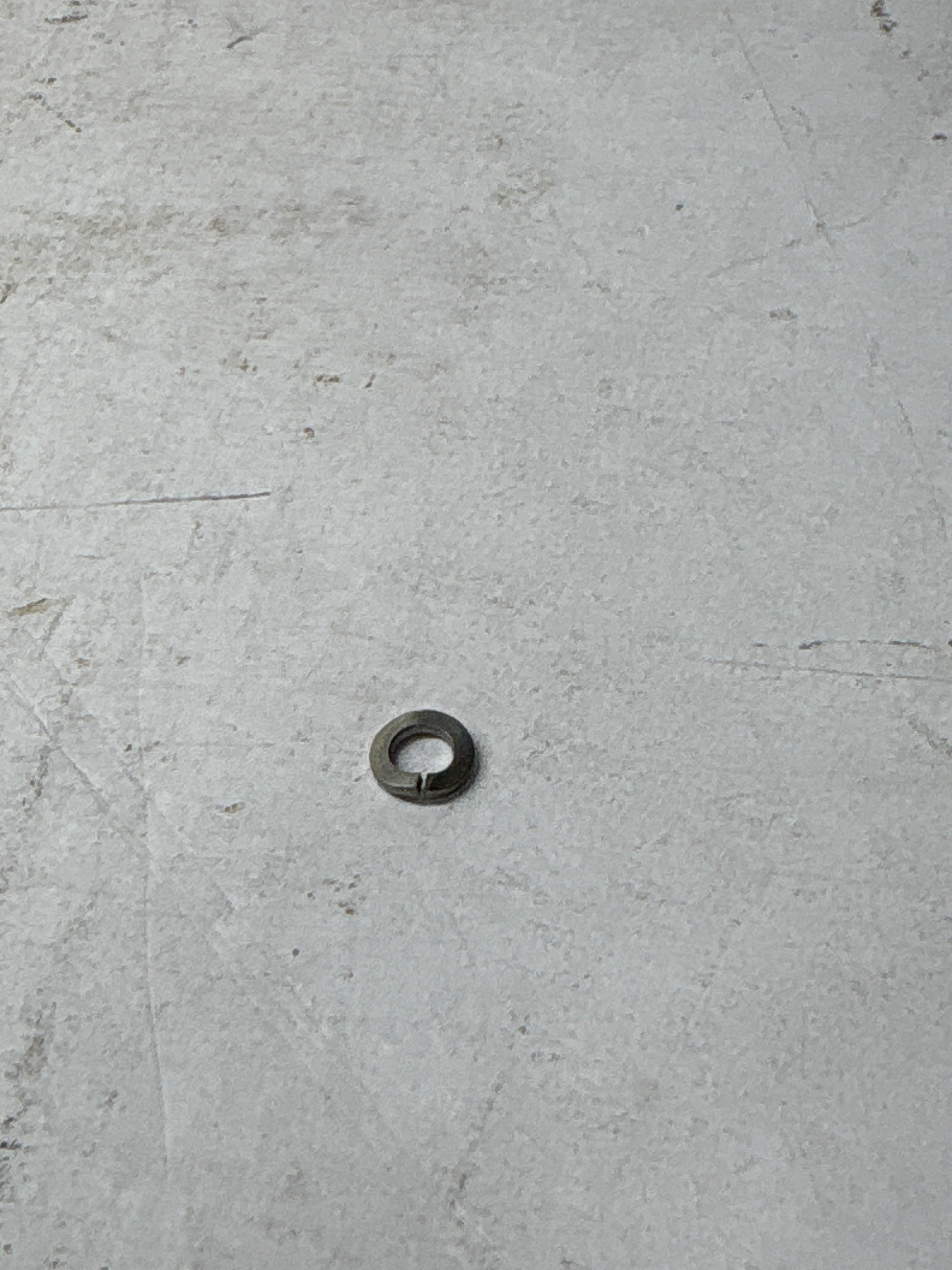 GENERAL MOTORS SPRING WASHER TAVERA T97598122 T97598122 - Back view