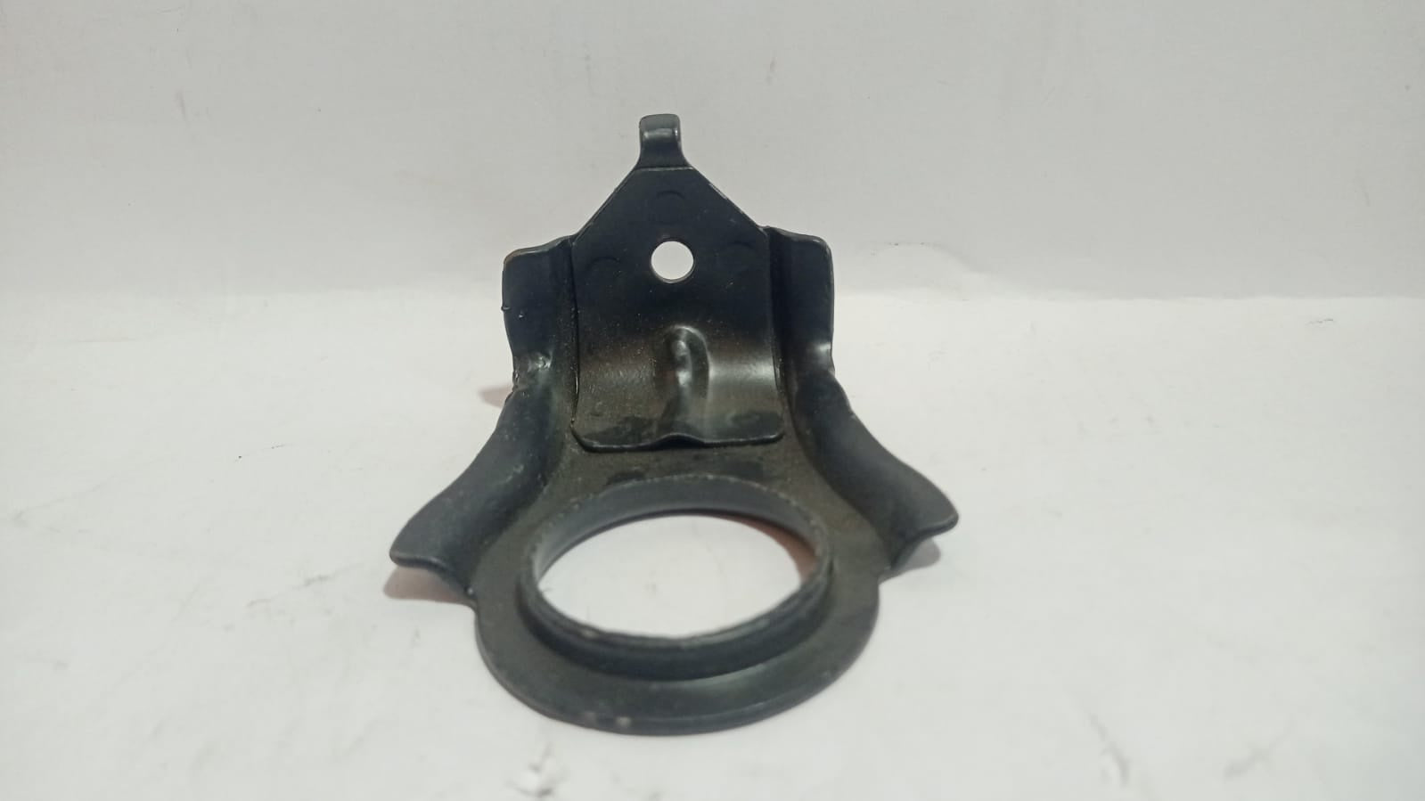 MARUTI SUZUKI BRACKET RADIATOR SUP UPPER 17862M83K50 17862M83K50 - Back view