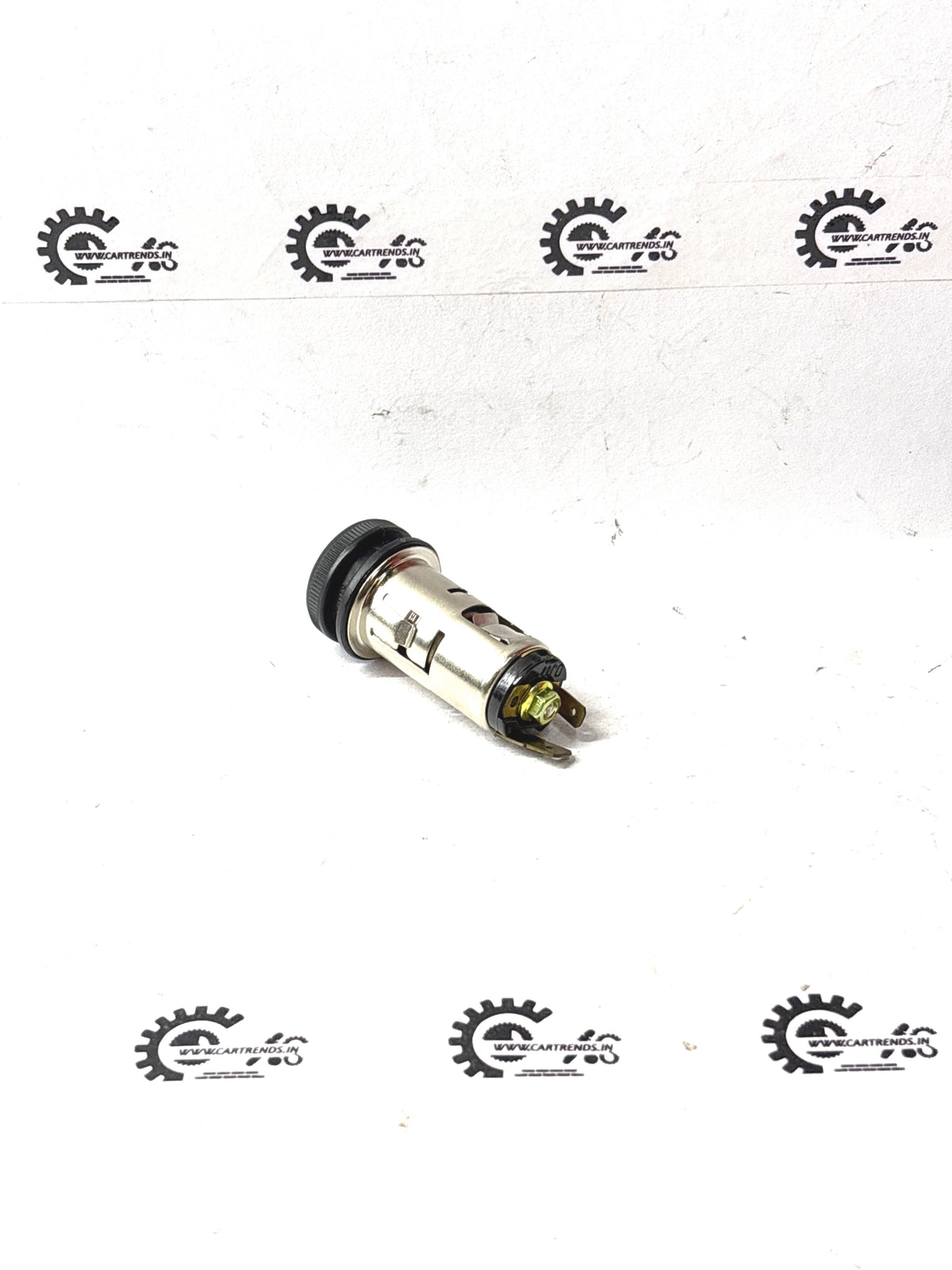 GENERAL MOTORS CIGARRETE LIGHTER CHEVROLET J95984200 J95984200 - Back view