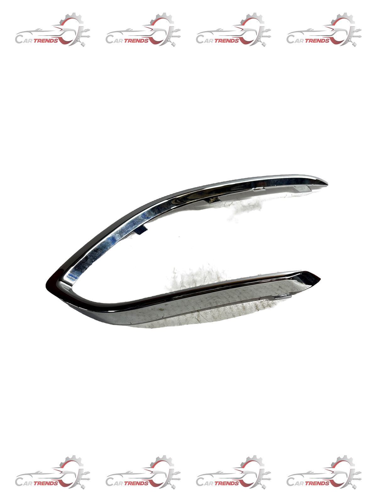 CarTrends J95080066  Fog Lamp Insert Chrome Beat Left Side J95080066 - Back view