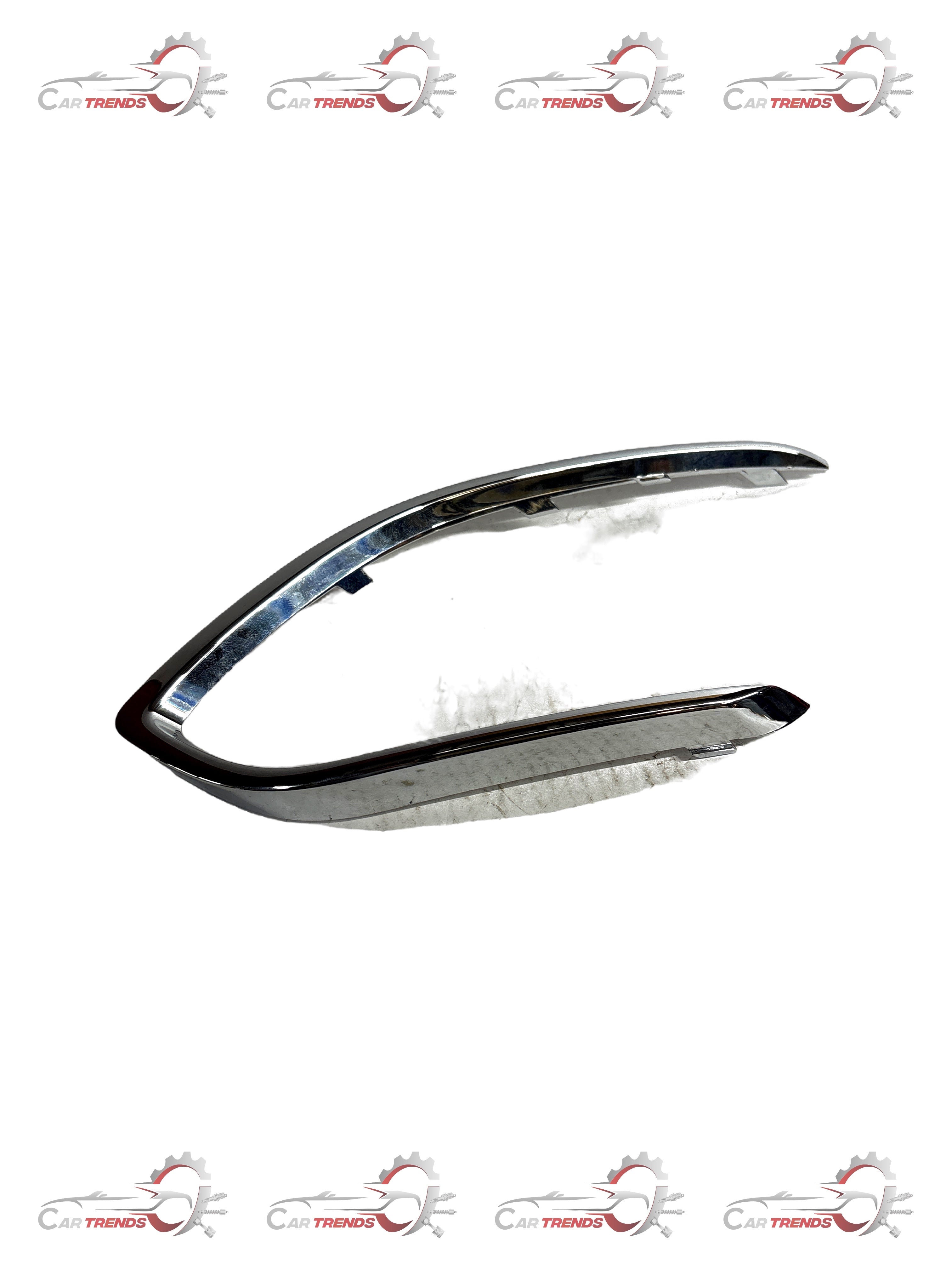 CarTrends J95080066  Fog Lamp Insert Chrome Beat Left Side J95080066 - Back view