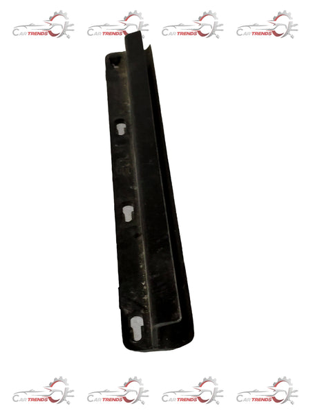 CarTrends Rear Bumper Retainer Left Corsa        S93244879 S93244879 - Left view