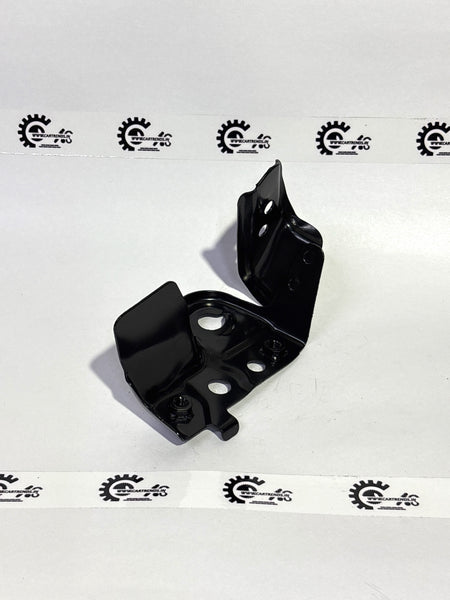 HONDA BRKT L.FR FENDER RR 60719TSVK00ZZ 60719TSVK00ZZ - Left view