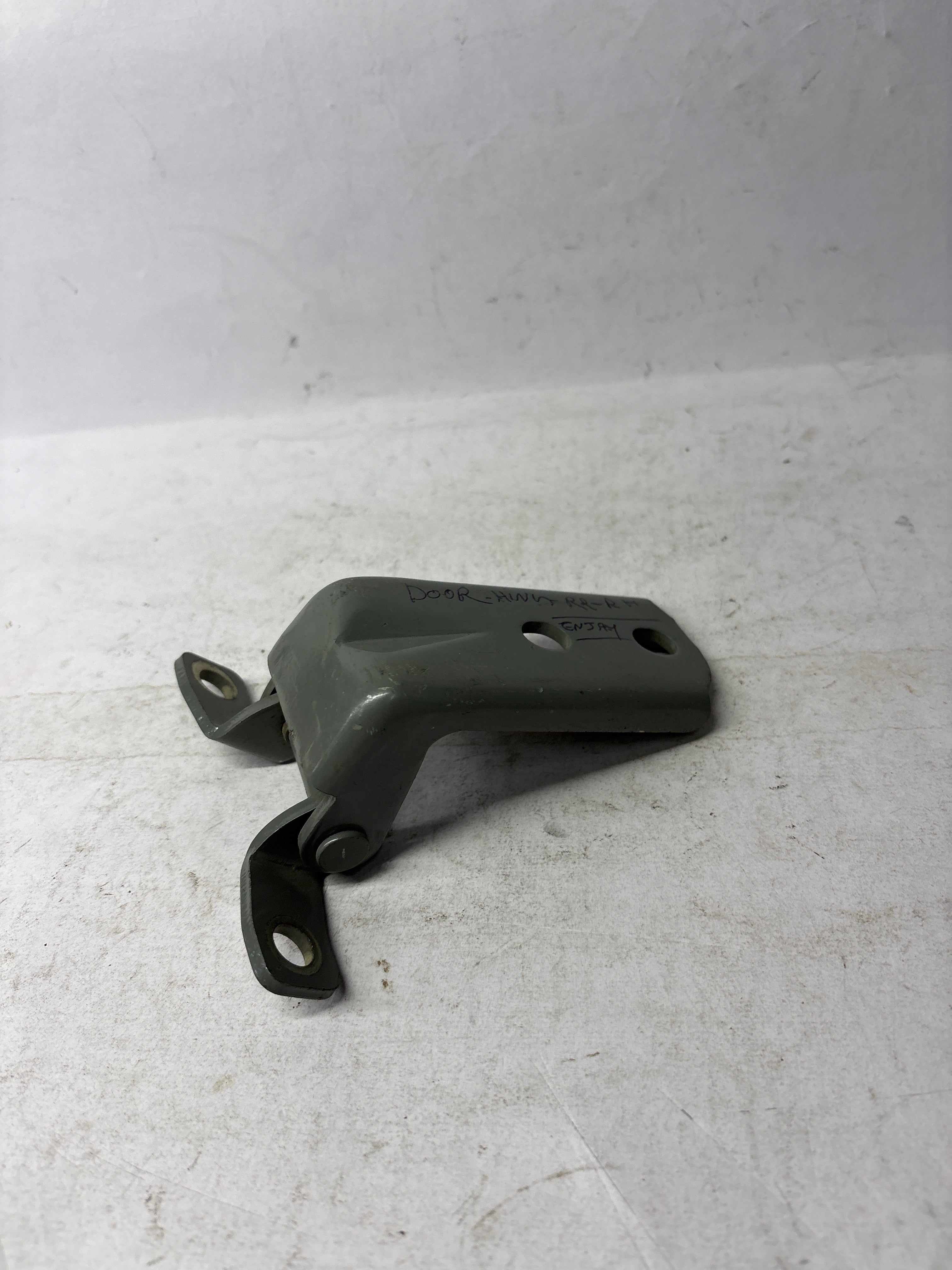 GENERAL MOTORS HINGE ASM FRT S D UPR ENJOY J23973780 J23973780 - Left view