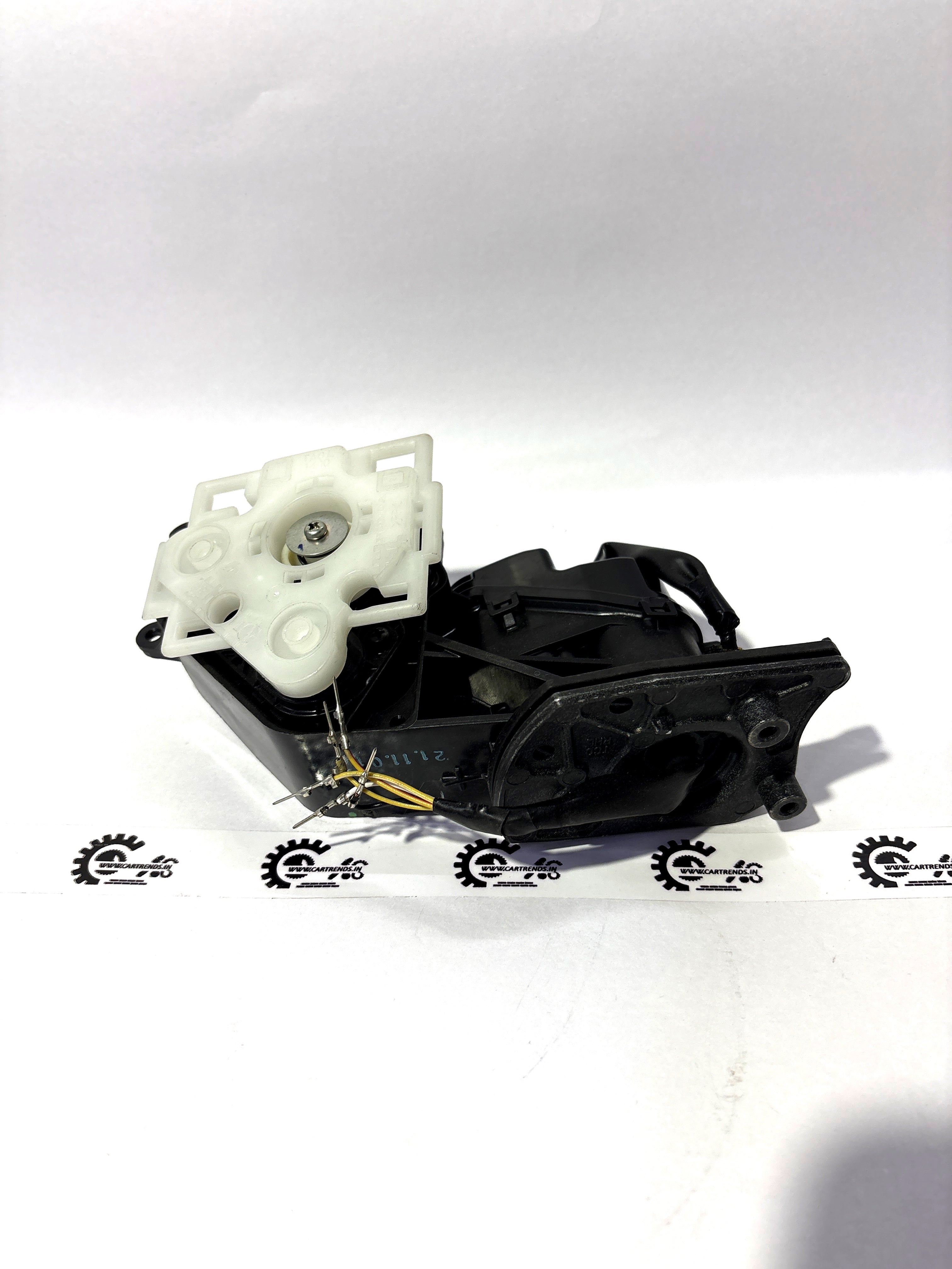HONDA Y762PTC7F10 Y762PTC7F10 Y762PTC7F10 - Left view