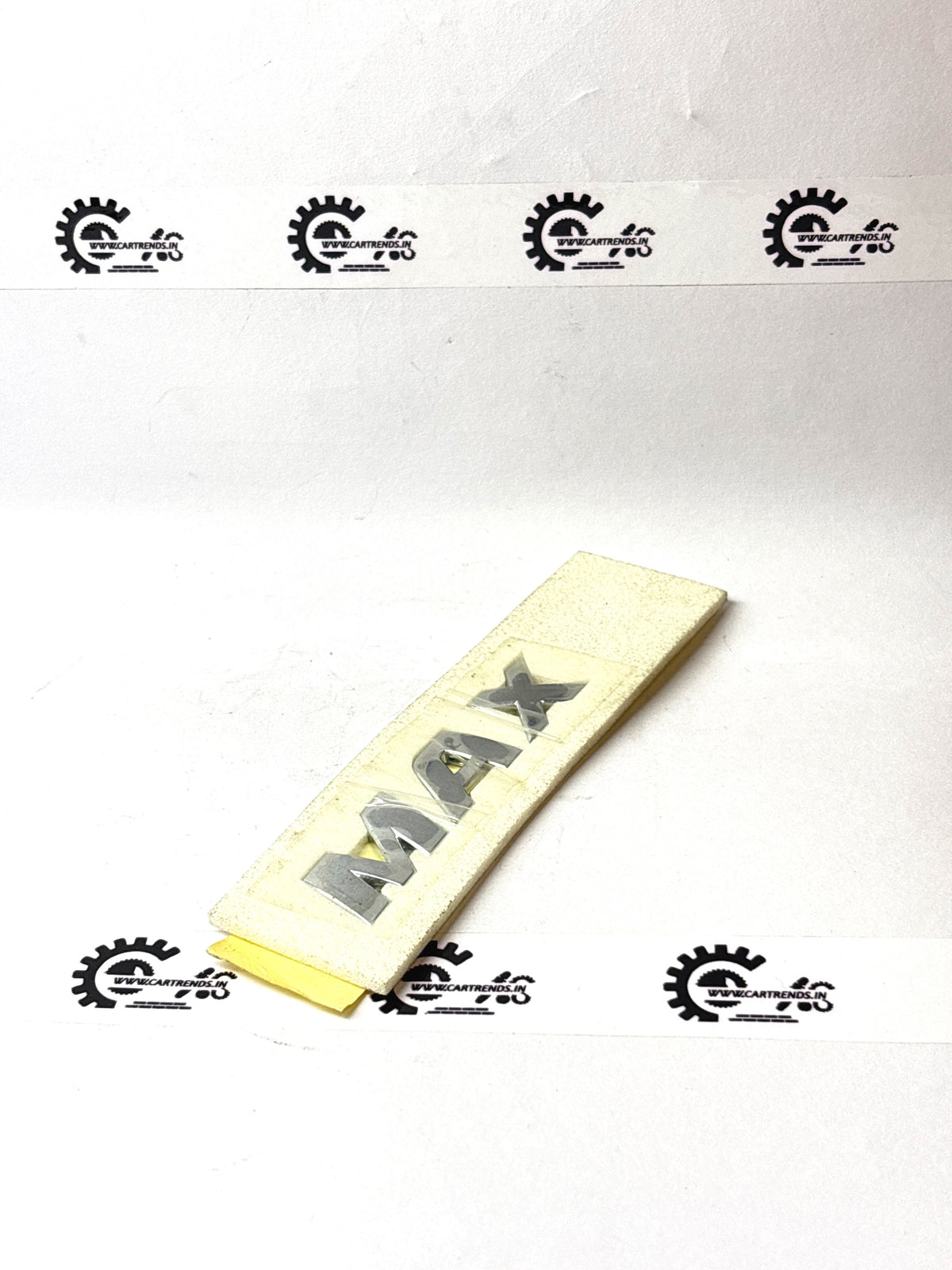 GENERAL MOTORS LETTERING A CAR LEVEL MAX OPTRA PETROL J96546965 J96546965 - Left view