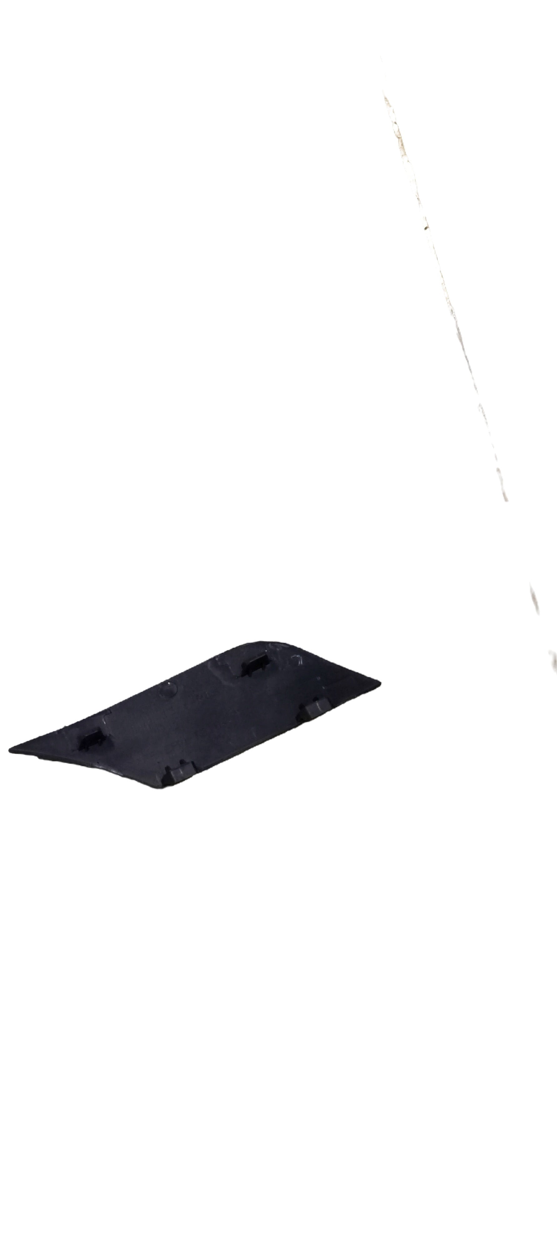 MARUTI SUZUKI COVERFRONT BUMPER CAP 71713M64R005PK 71713M64R005PK - Left view