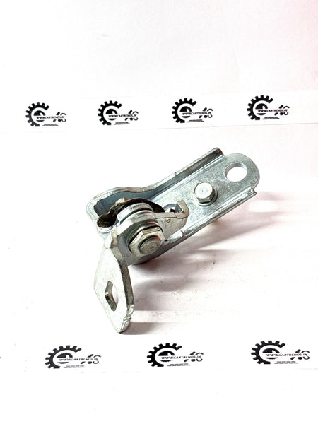 CarTrends BB5Z7822801C  Door Hinge Ecosports Front Left Side Upper BB5Z7822801C - Left view