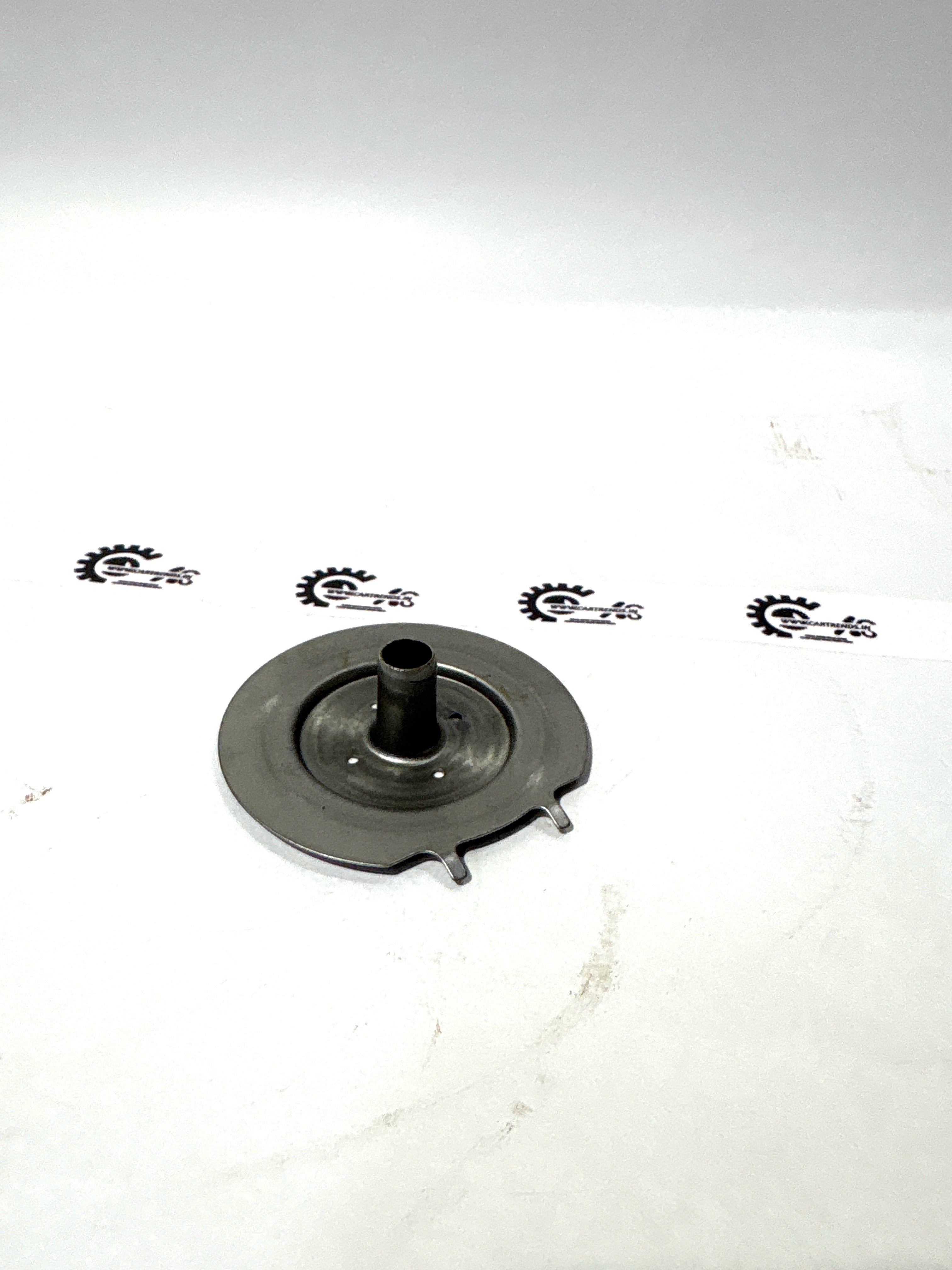 HONDA PLATE.OIL GUIDE C 21103R68000 21103R68000 - Left view