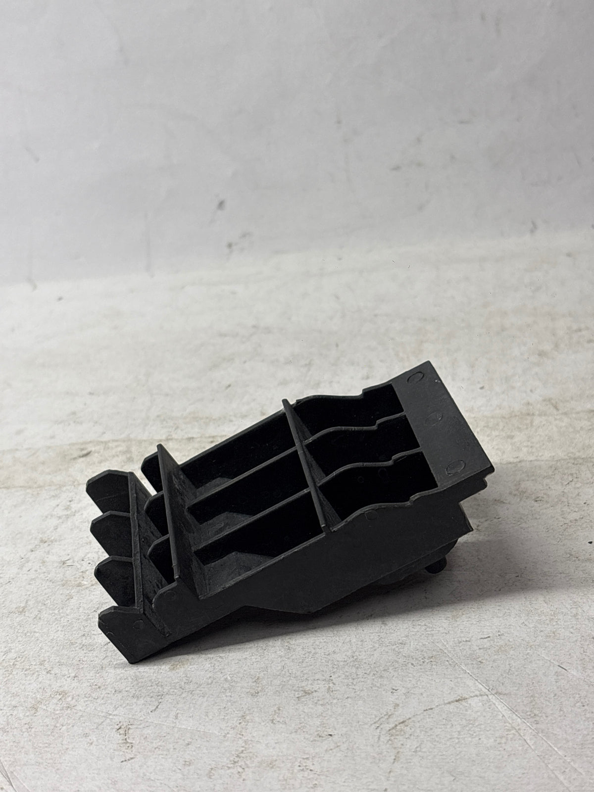 LOCAL Bracket Corsa         93397921 93397921 - Left view