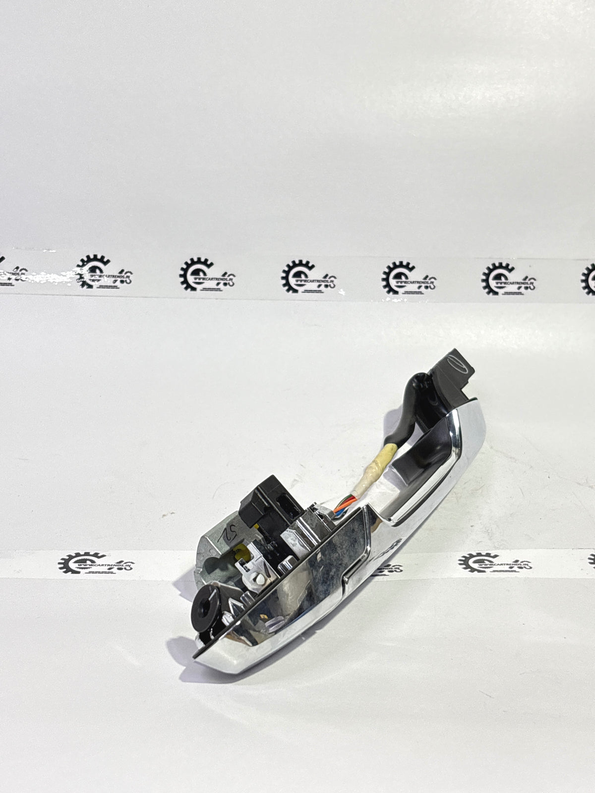 HONDA HNDL ASSY.L FR DR OUT SMART 72180TXKK11 72180TXKK11 - Left view