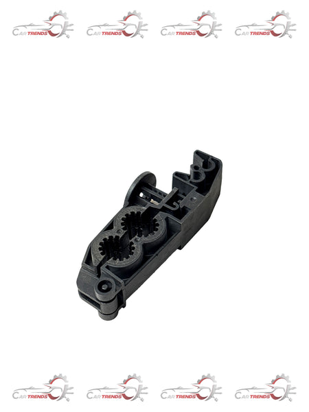 CarTrends FUEL FEEDING CLIP CRUZE J13299880 J13299880 - Left view