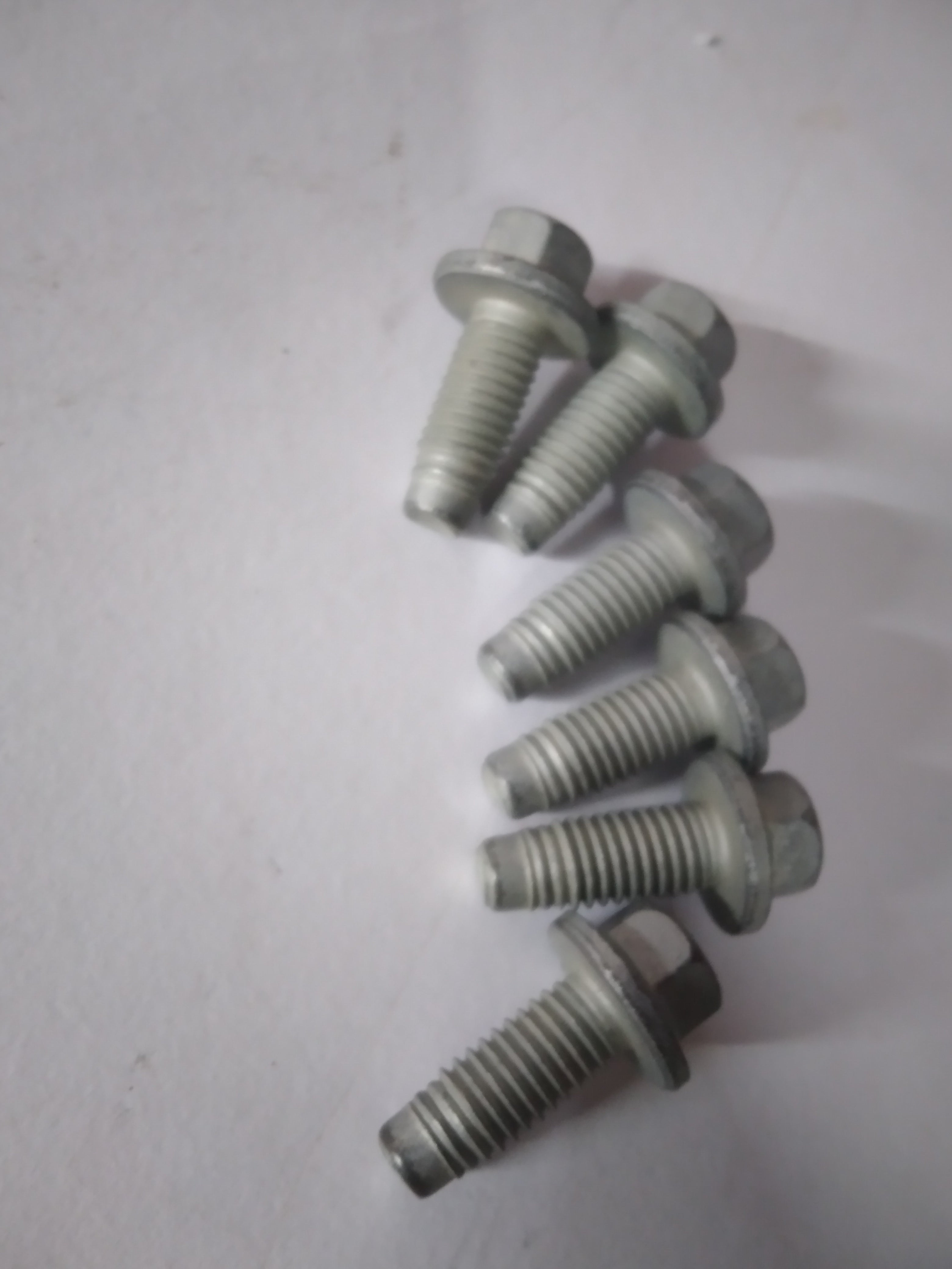 LOCAL 11570903 11570903 11570903 - Left view