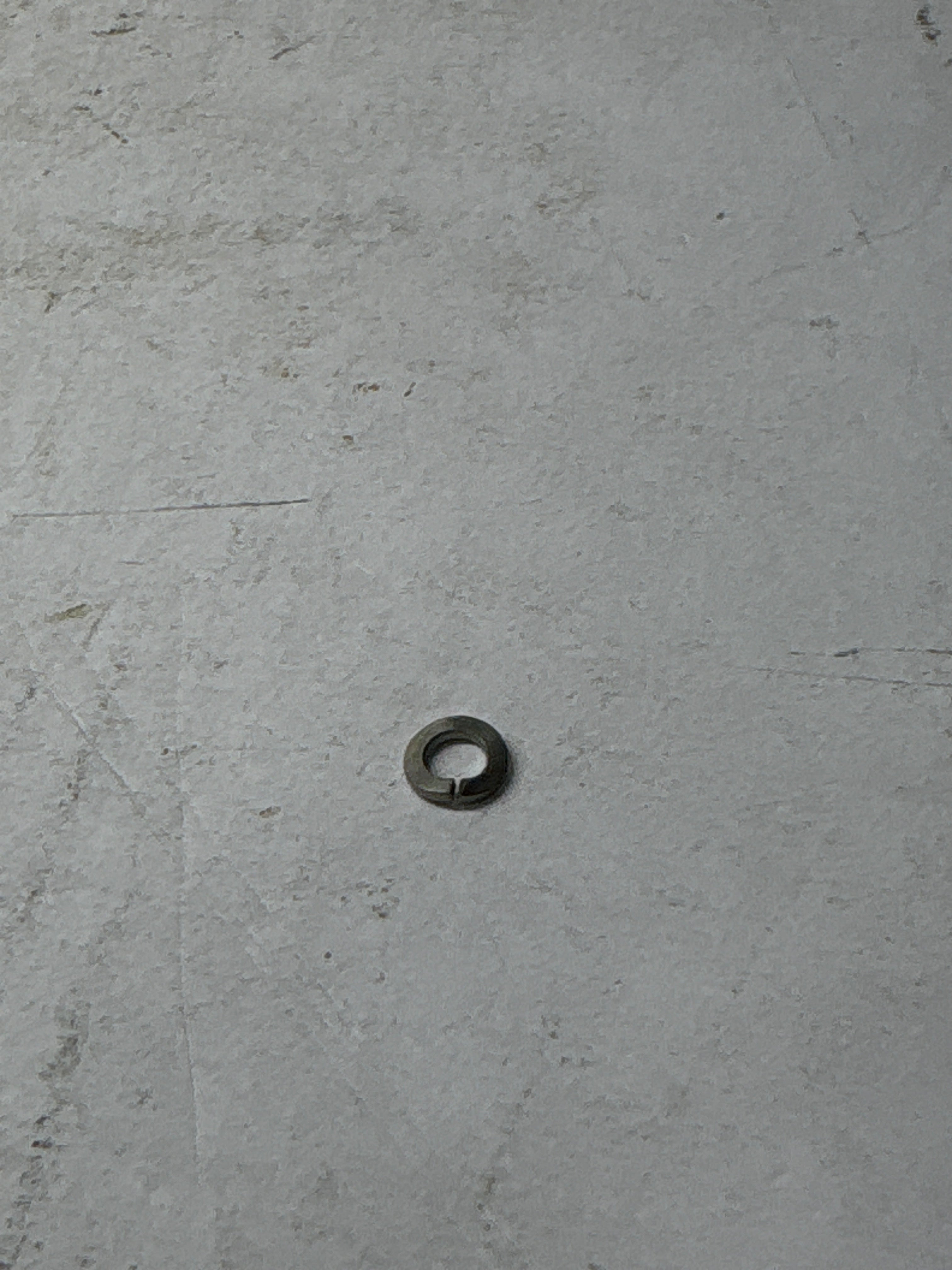 GENERAL MOTORS SPRING WASHER TAVERA T97598122 T97598122 - Left view