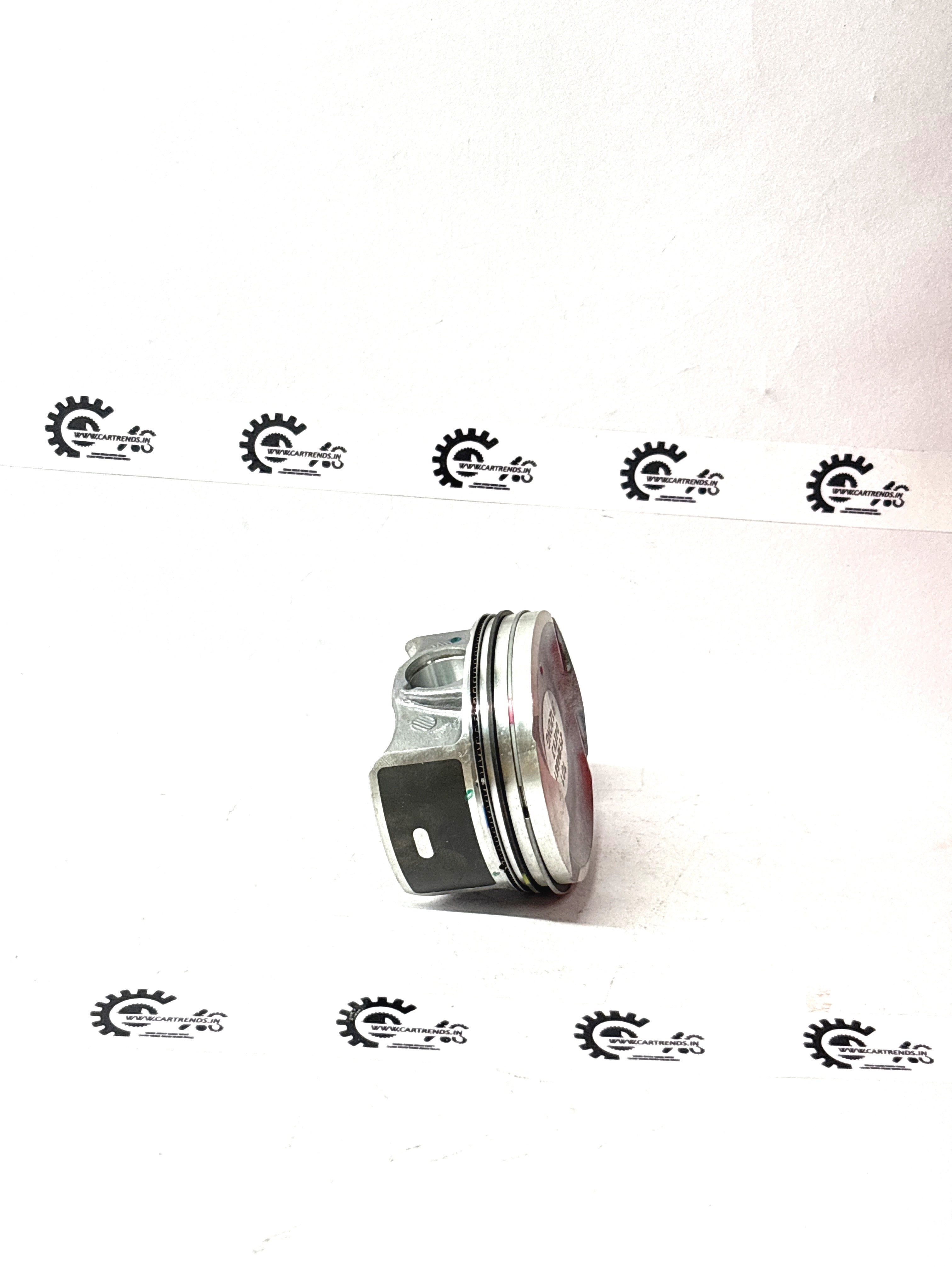 CarTrends Piston Sail Perol J25184661 J25184661 - Left view