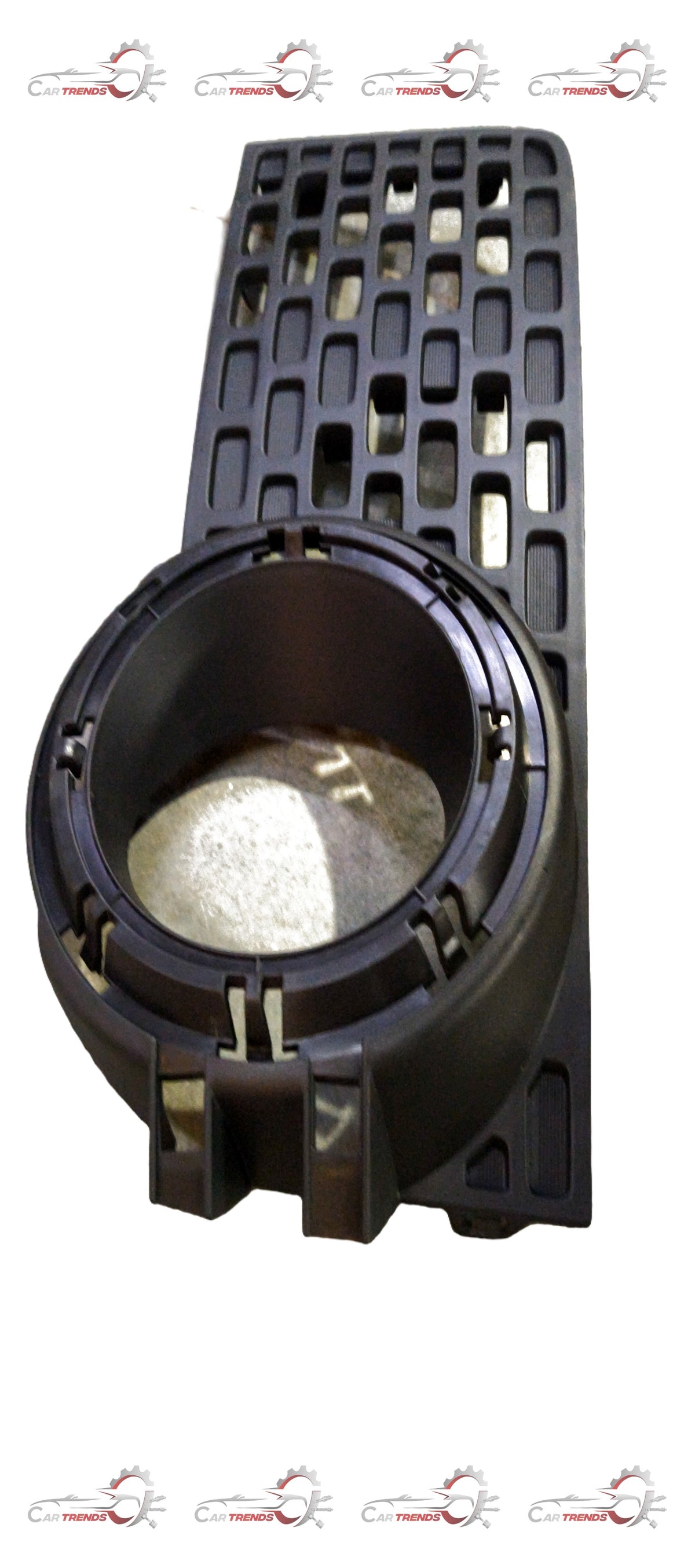 Maruti Ignis front right bezel fog lamp replacement part by CarTrends, showing the assembled fog lamp with mounting details.