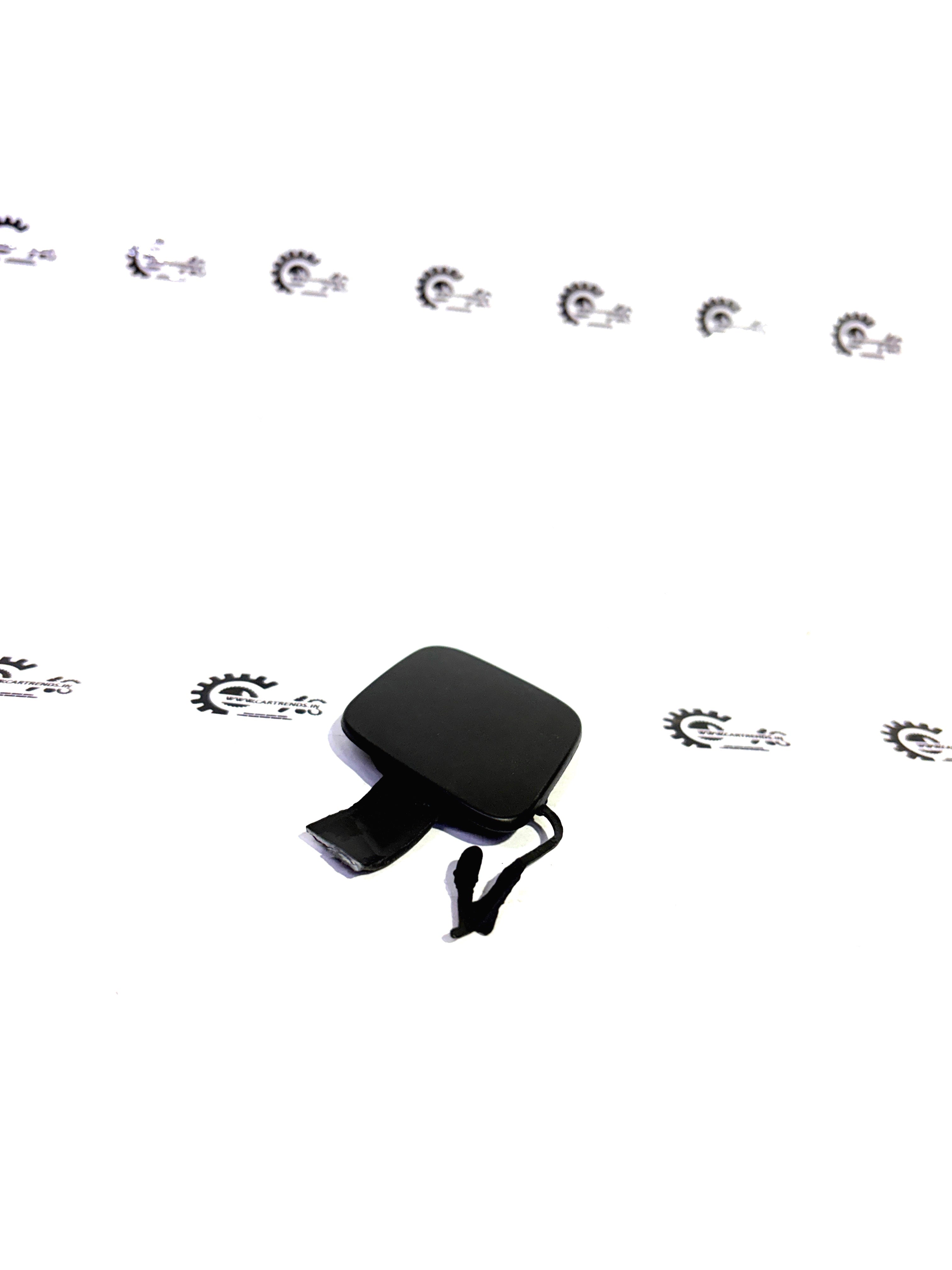 CarTrends COVER FRONT TOWING HOOK AMAZE 71104TSVK00ZB 71104TSVK00ZB - Left view