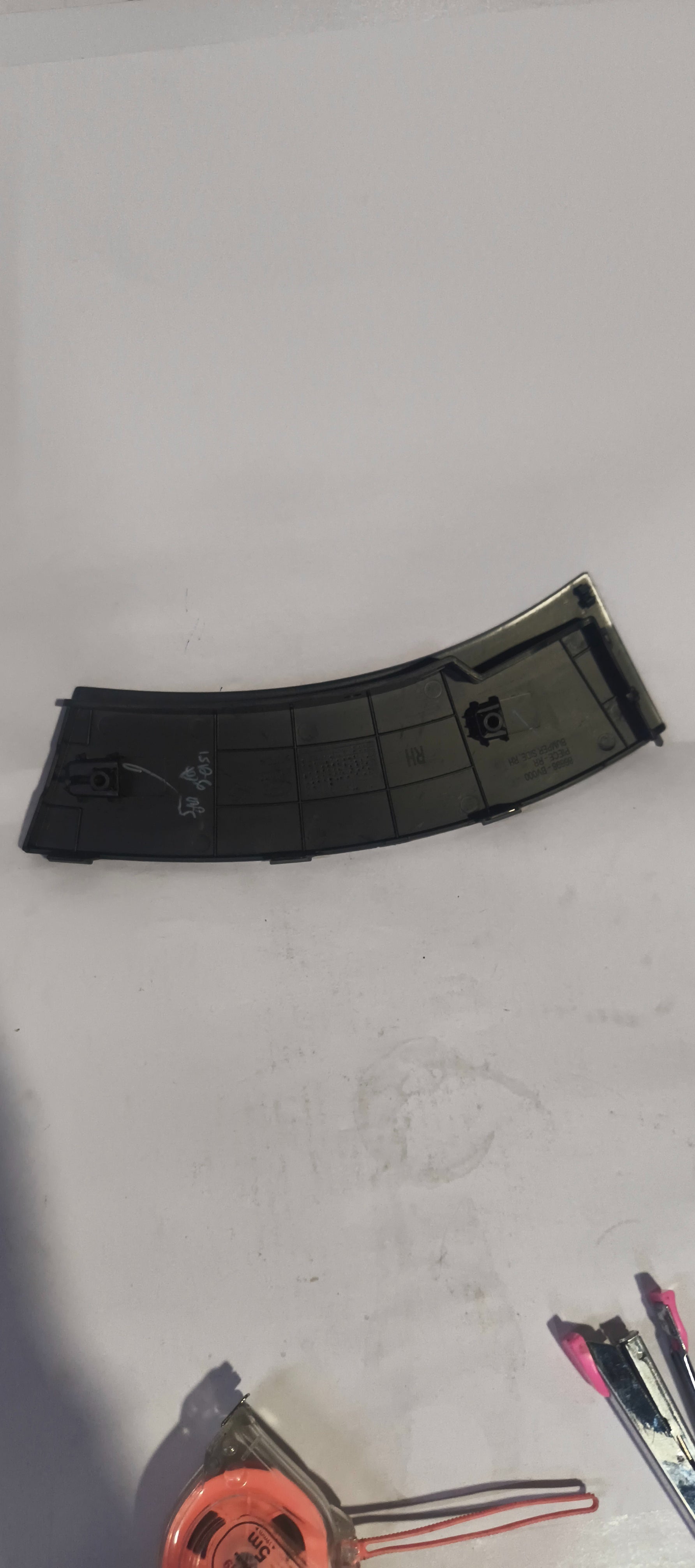 CarTrends REAR BUMPER BRACKET PIECE ALCAZAR 1ST GEN RH SIDE 86698BV000 86698BV000 - Left view