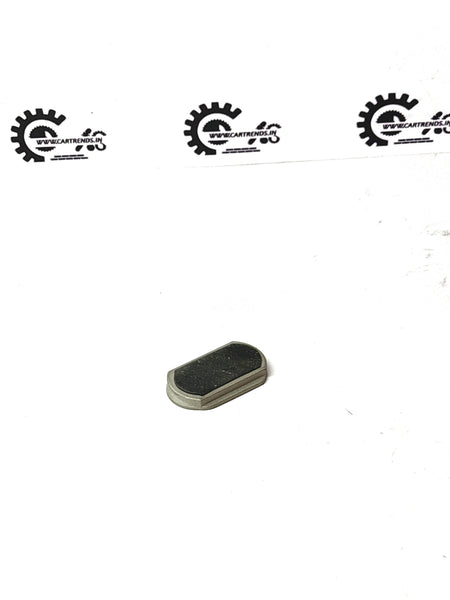 GENERAL MOTORS PLATE CARRIER SPARK J94580564 J94580564 - Left view