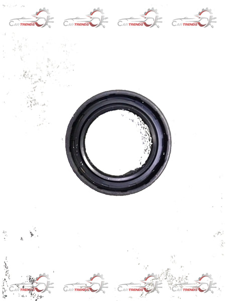 Maruti Suzuki Sealfront Diff Oil 27431M53M00 showing a close-up of the right side oil seal for vehicle drivetrain repair.