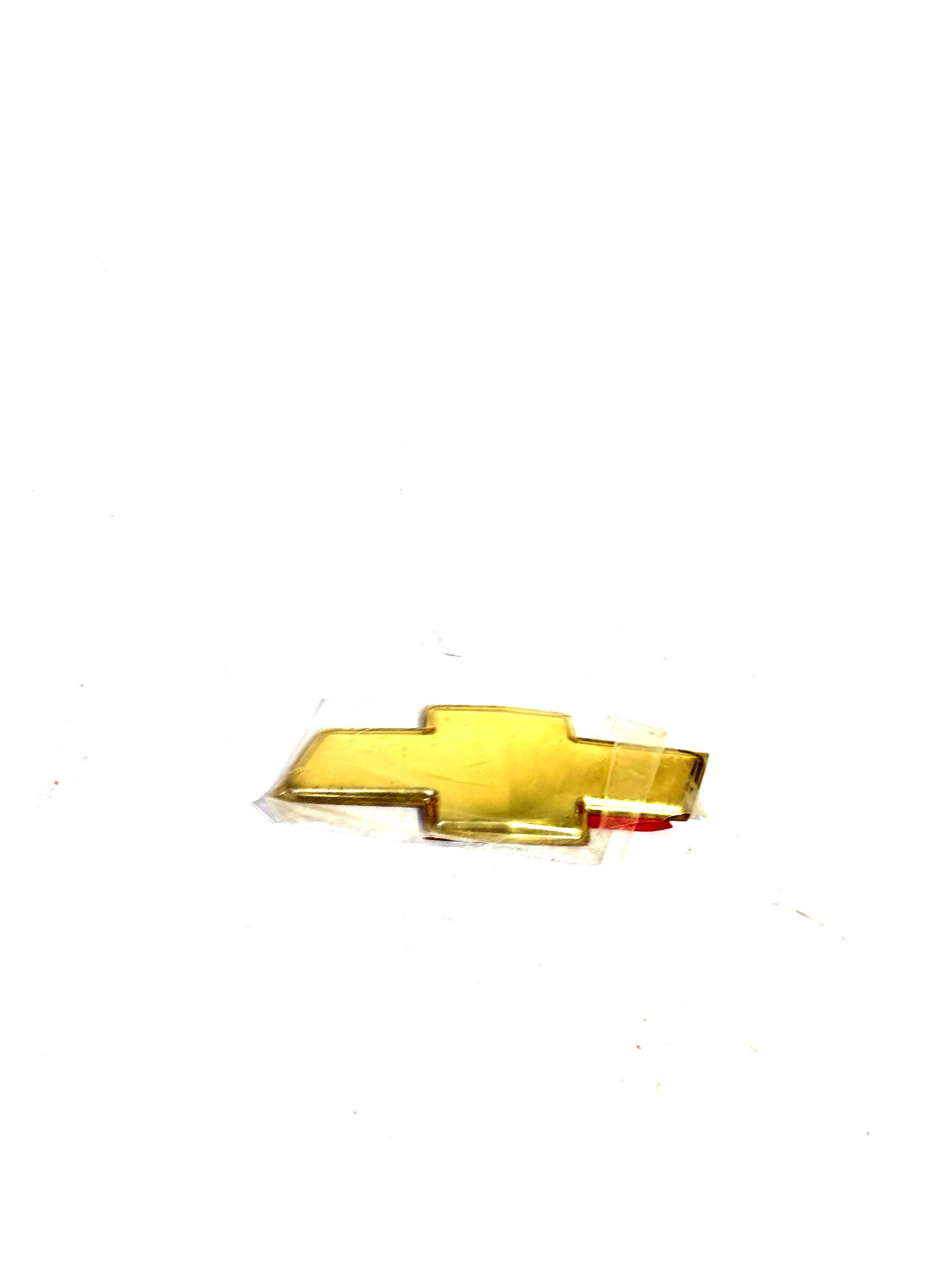 GENERAL MOTORS EMBLEM CHEVROLET OPTRA PETROL J96546997 J96546997 - Left view