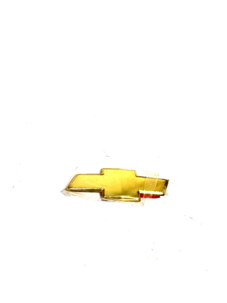 GENERAL MOTORS EMBLEM CHEVROLET OPTRA PETROL J96546997 J96546997 - Left view