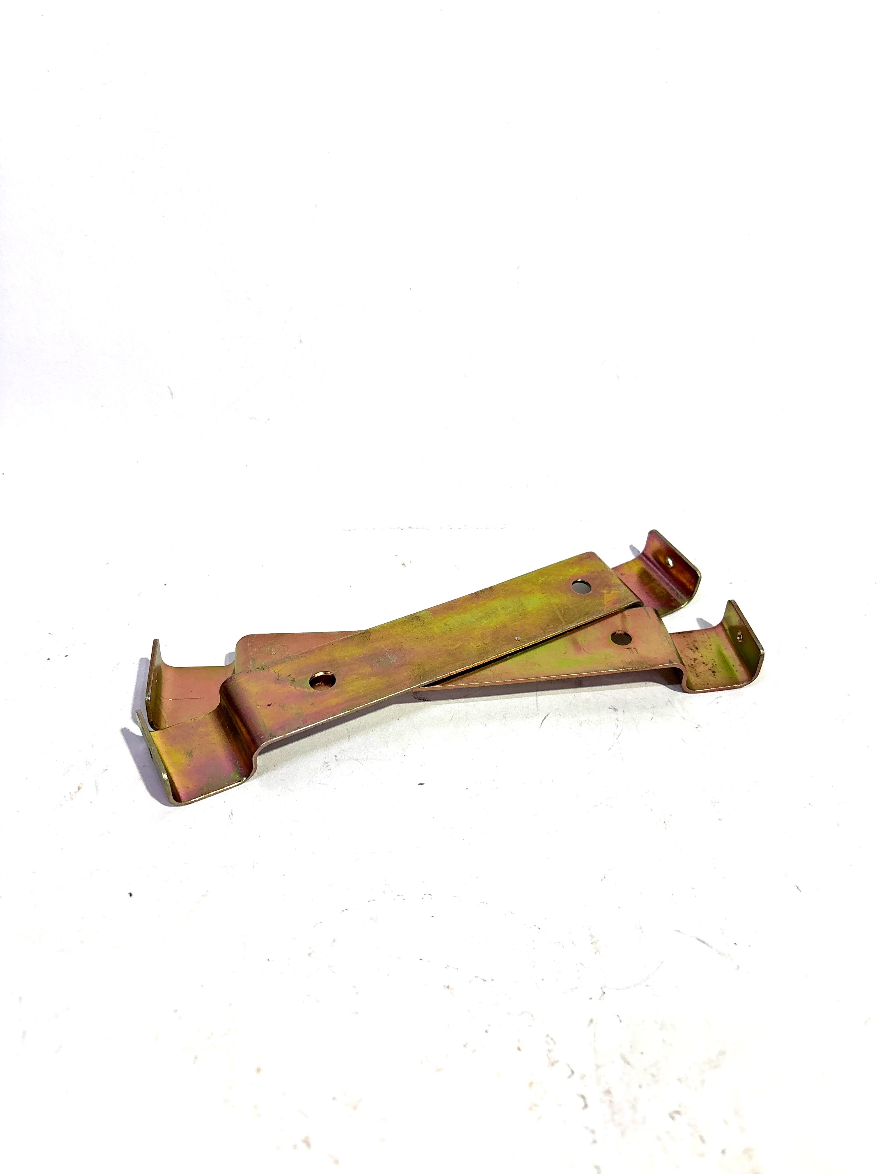 GENERAL MOTORS BRACKET RR CONSOLE FIX RR TAVERA T97595495 T97595495 - Left view