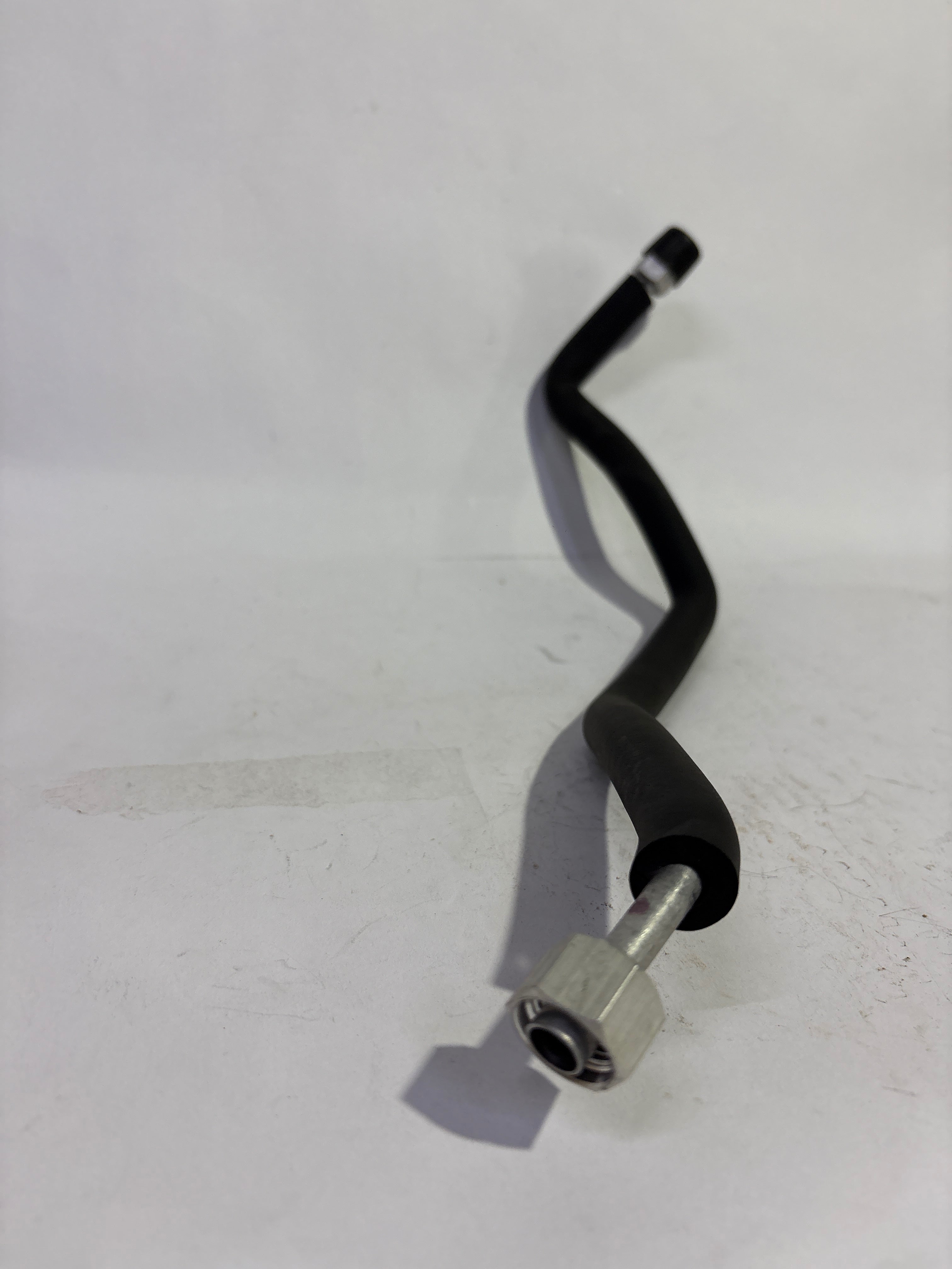 CarTrends Oil Cooler Pipe  Tavera T8979576950 T8979576950 - Left view