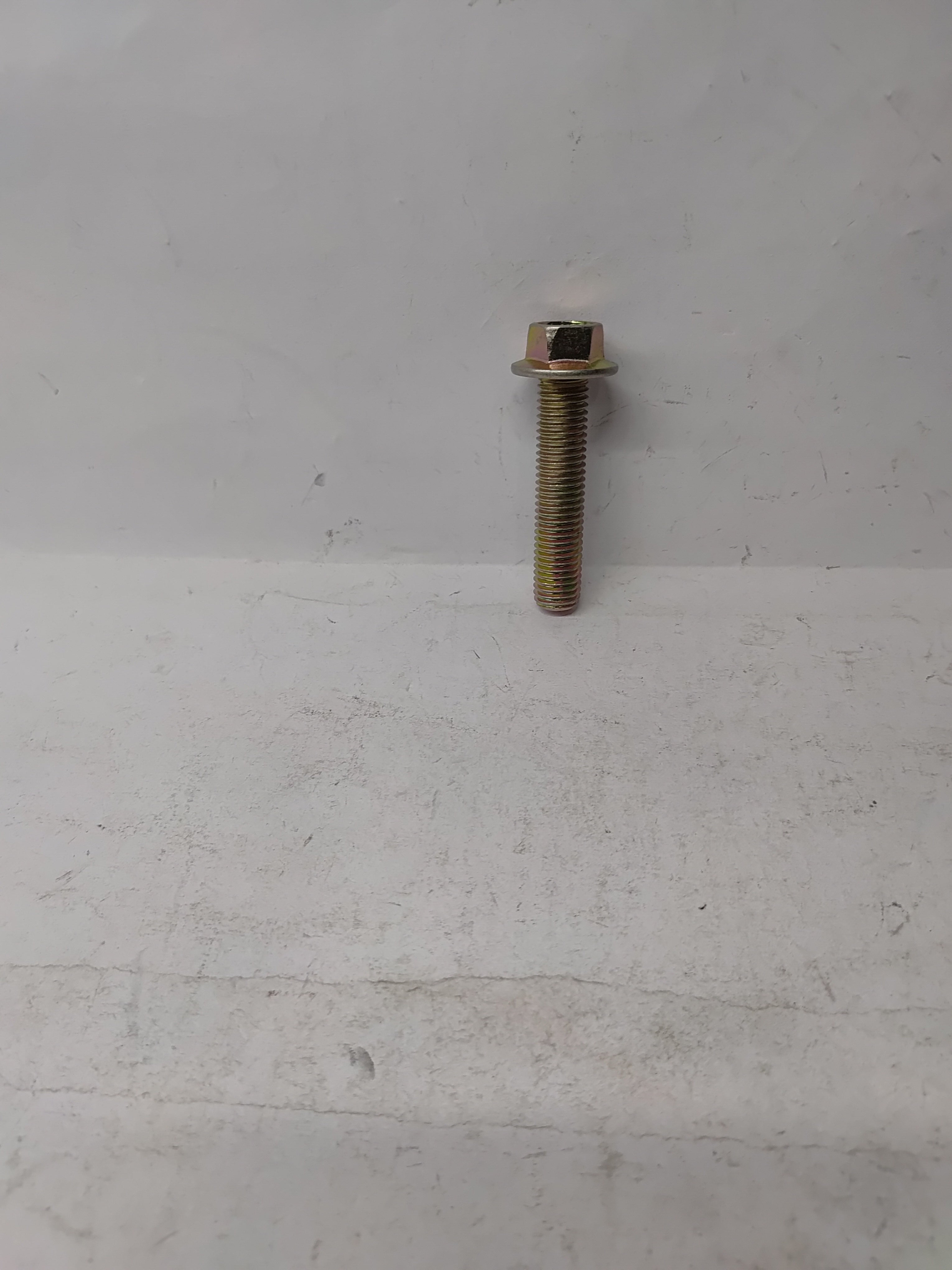 CarTrends T28284319  Damper Bolt Tavera T28284319 - Left view