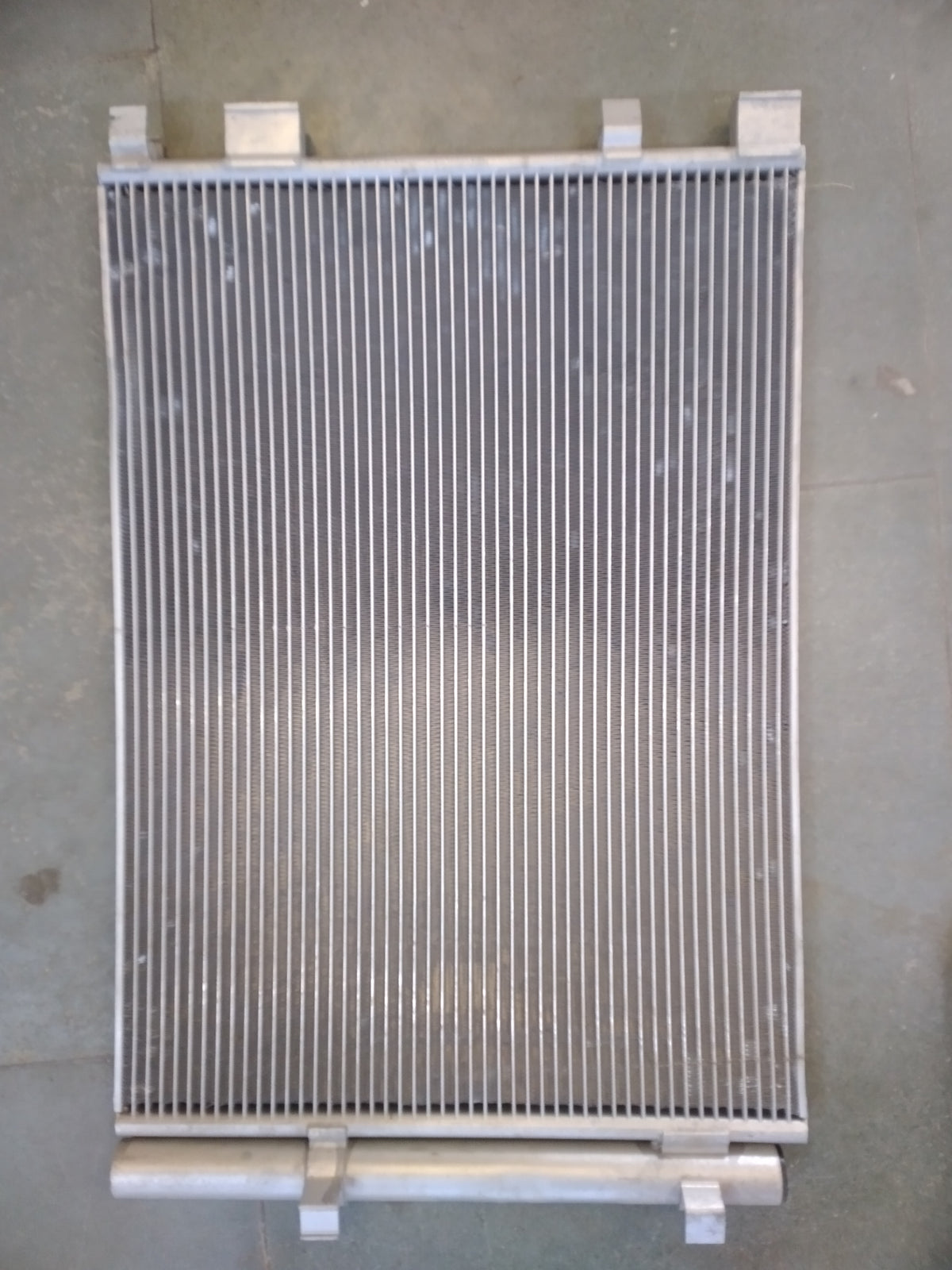 HYUNDAI 976061R000 976061R000 976061R000 - Left view
