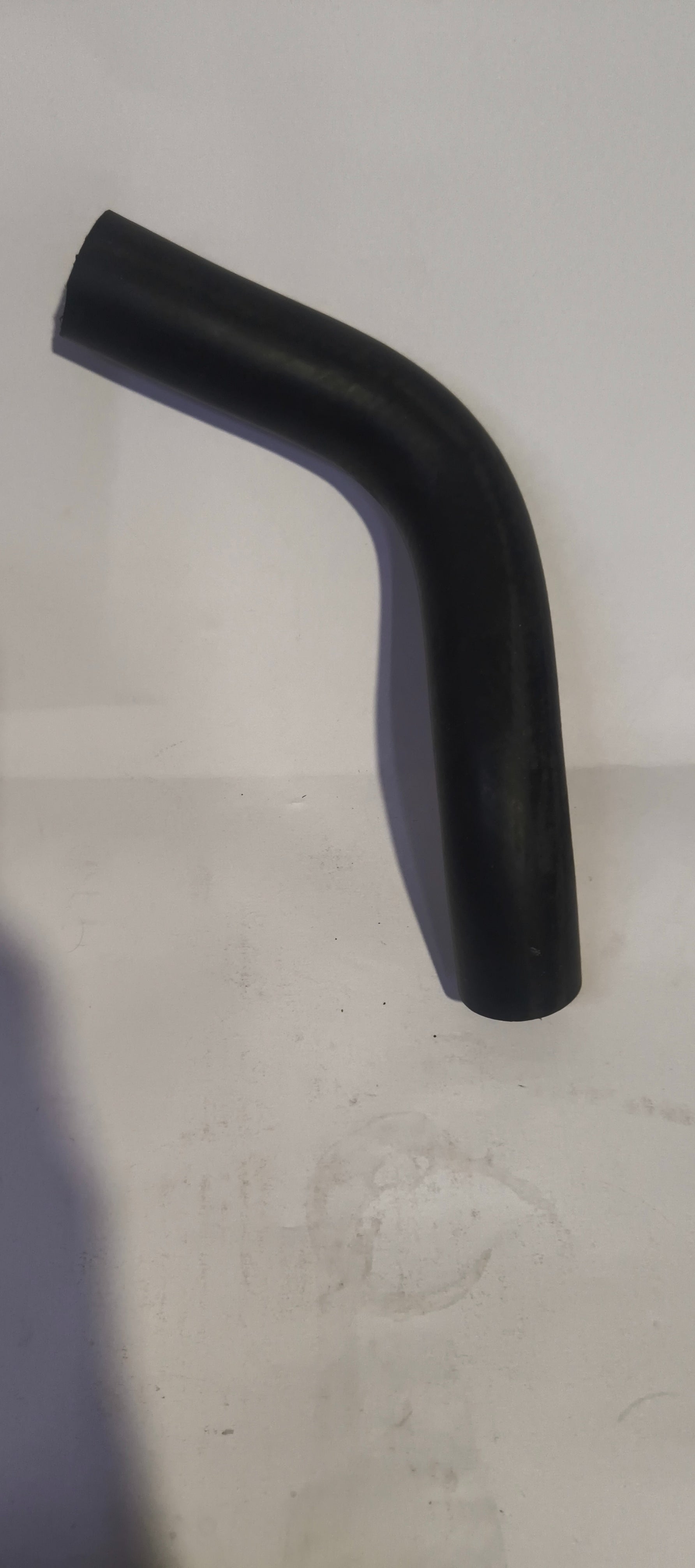 CarTrends RADIATOR UPPER HOSE I20 OLD MODEL  254111J100 254111J100 - Left view