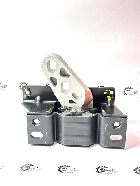CarTrends ENGINE MOUNTING INSULATION HOUSING ECOSPORT CN1Z6068H CN1Z6068H - Left view