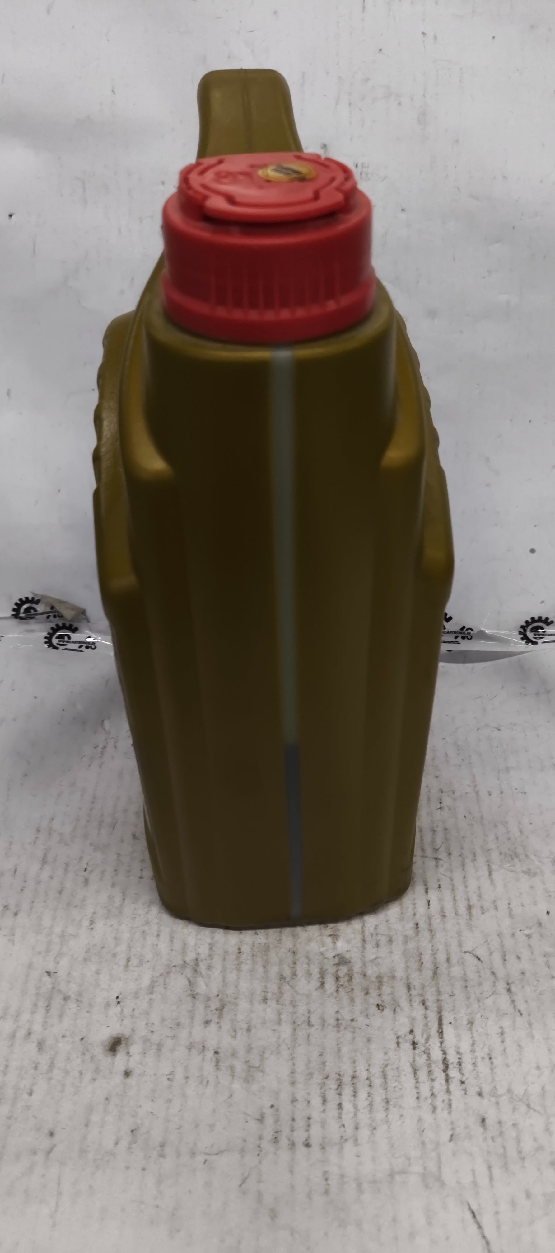 77 LUBRICANTS 47721 TOUR STARPRO 5W30SS 3.5*4 77LUB47721 - Left view