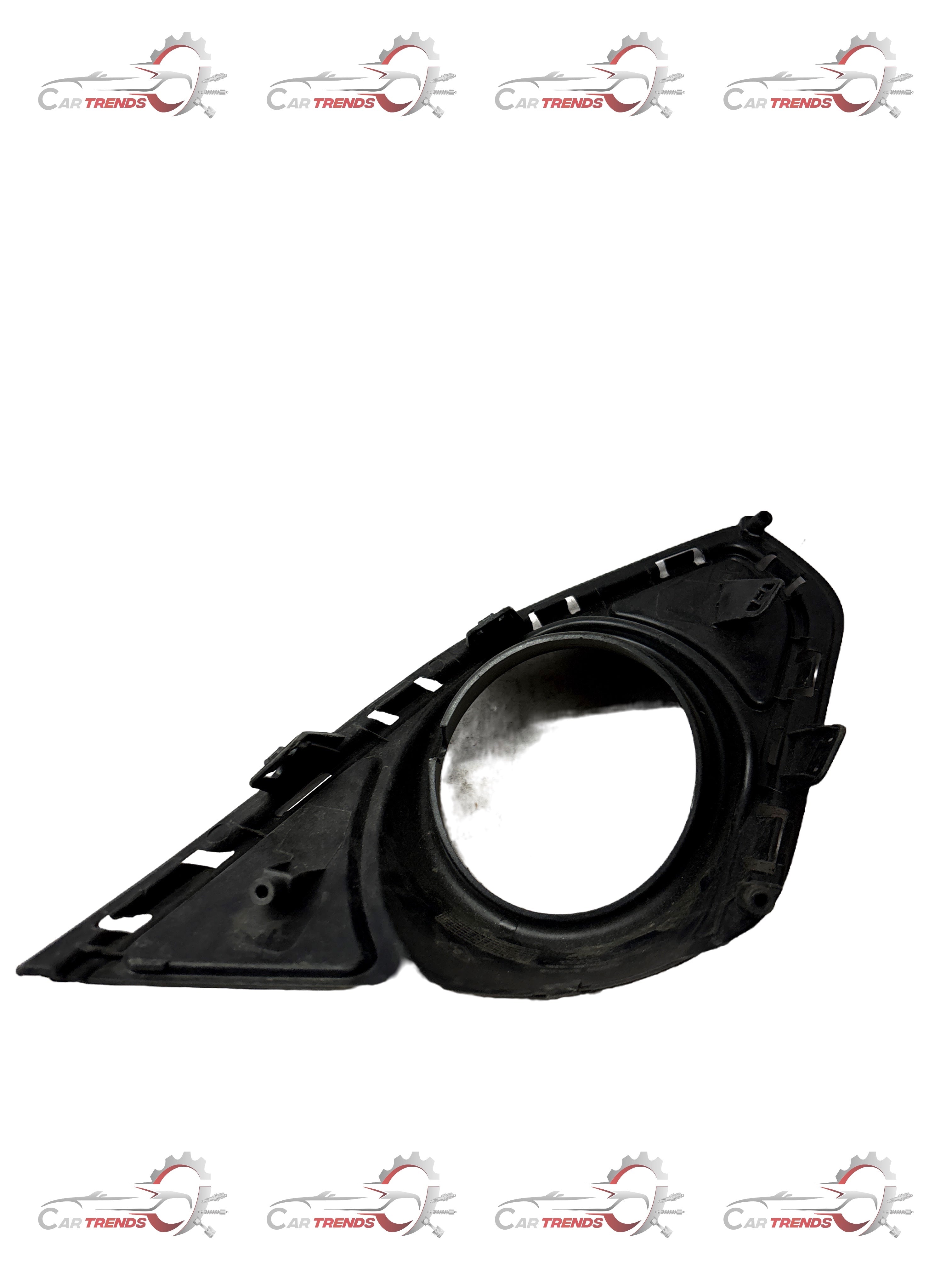 GENERAL MOTORS BEZEL FRT FOG LP BEAT J95214495 J95214495 - Left view