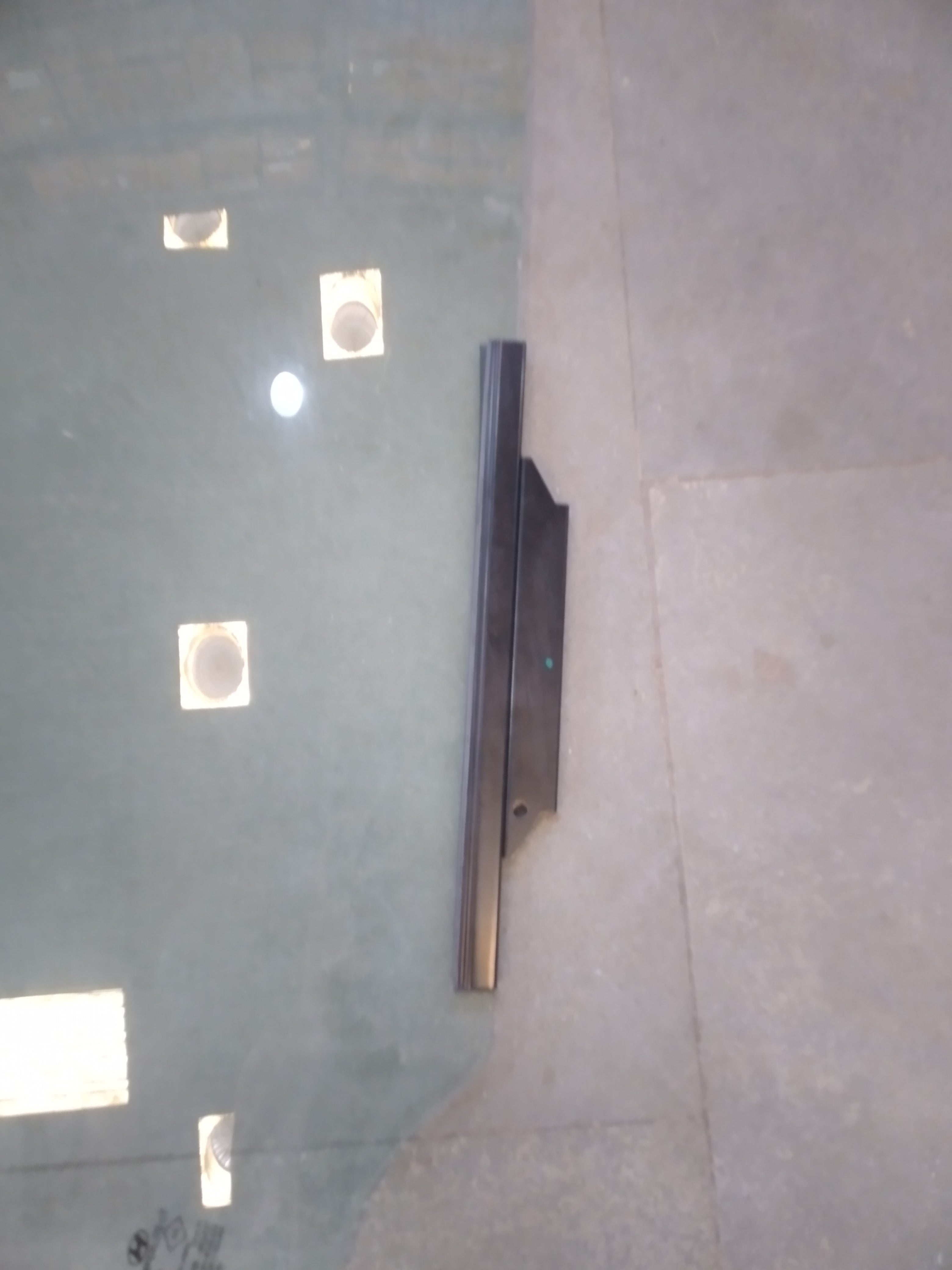 HYUNDAI GLASS ASSY-REAR DOOR;RH 83420K6000 83420K6000 - Left view