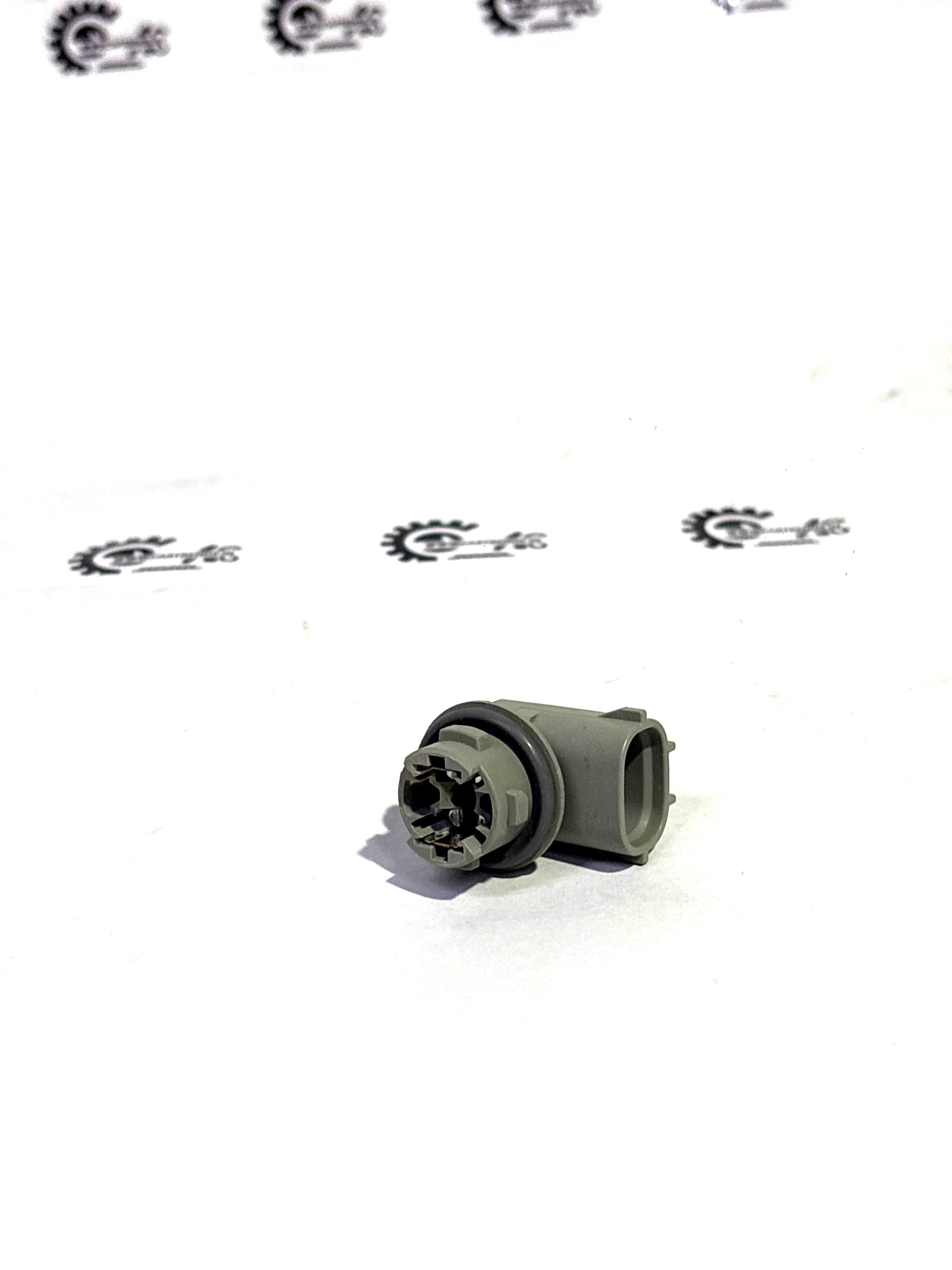 CarTrends SOCKET COMP. 34272TG2K01 34272TG2K01 - Left view